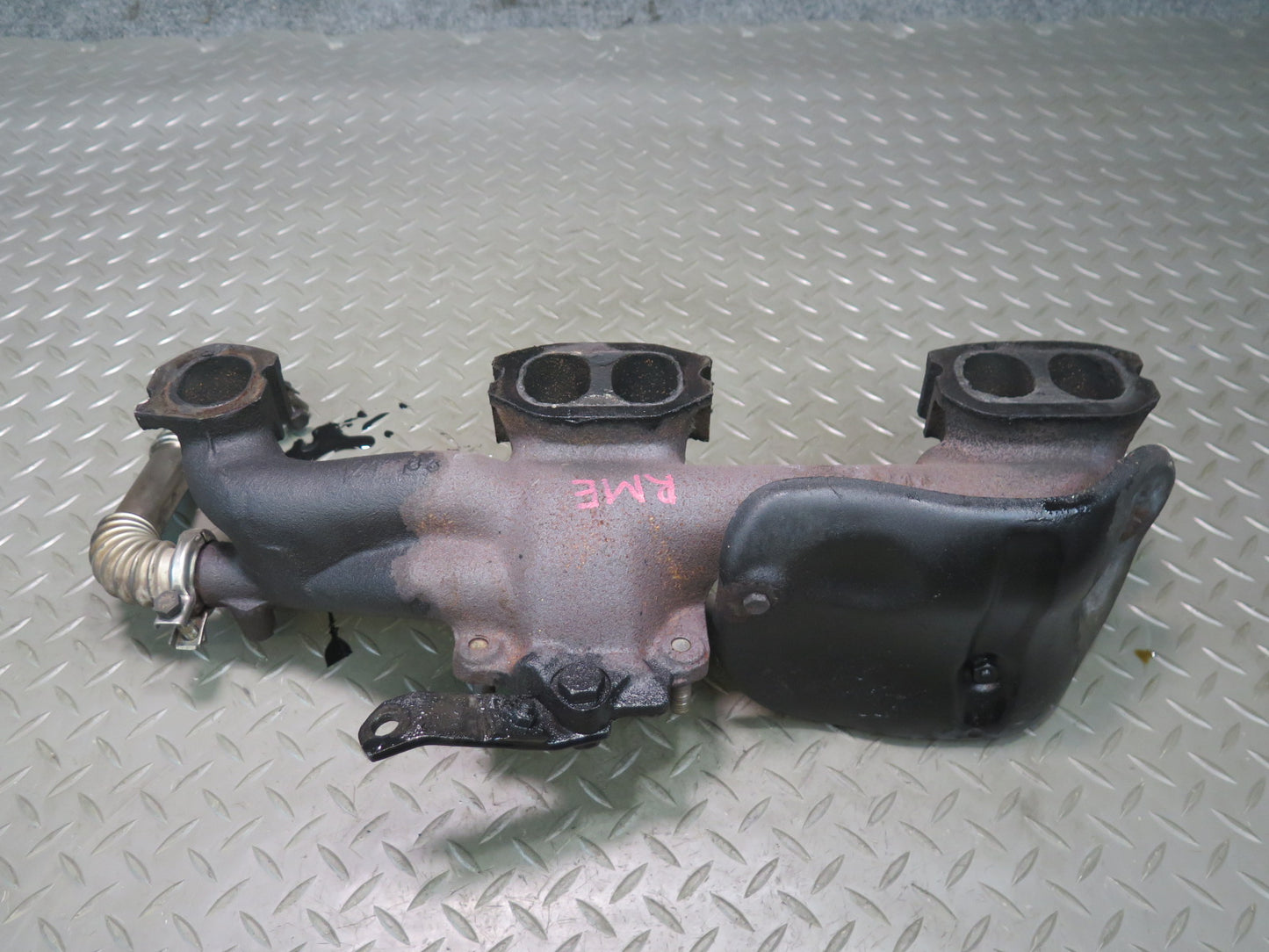 82-85 Mercedes W123 300D OM617.952 Turbo Diesel Engine Exhaust Manifold OEM