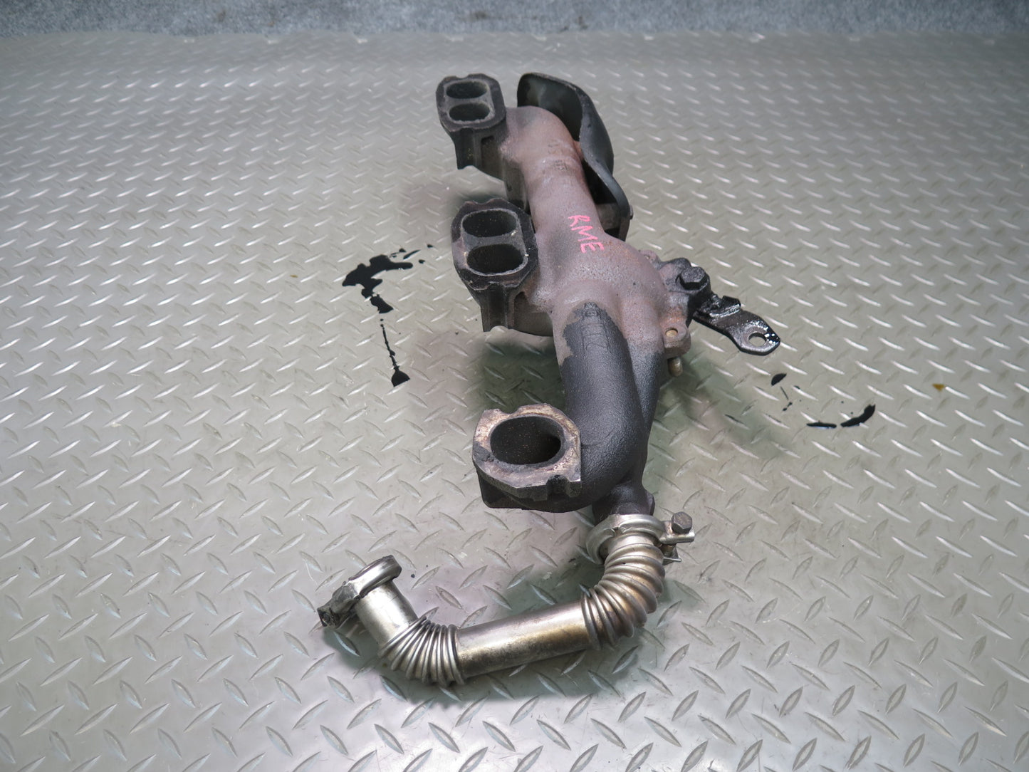 82-85 Mercedes W123 300D OM617.952 Turbo Diesel Engine Exhaust Manifold OEM
