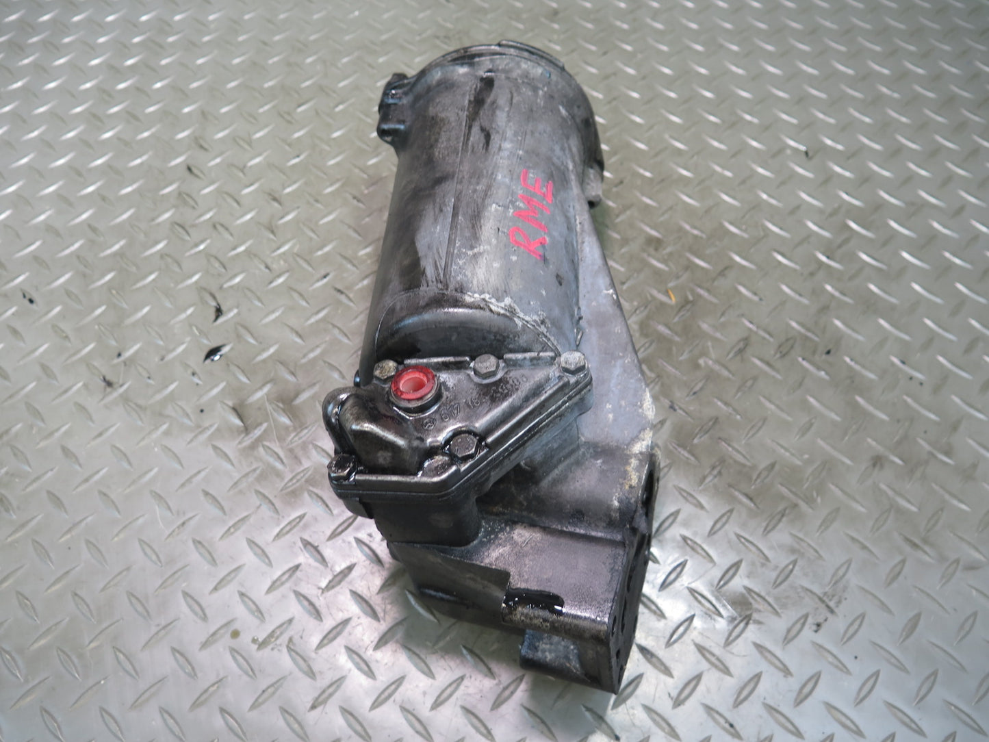 81-85 Mercedes W123 300D OM617 Turbo Diesel Engine Oil Filter Housing OEM