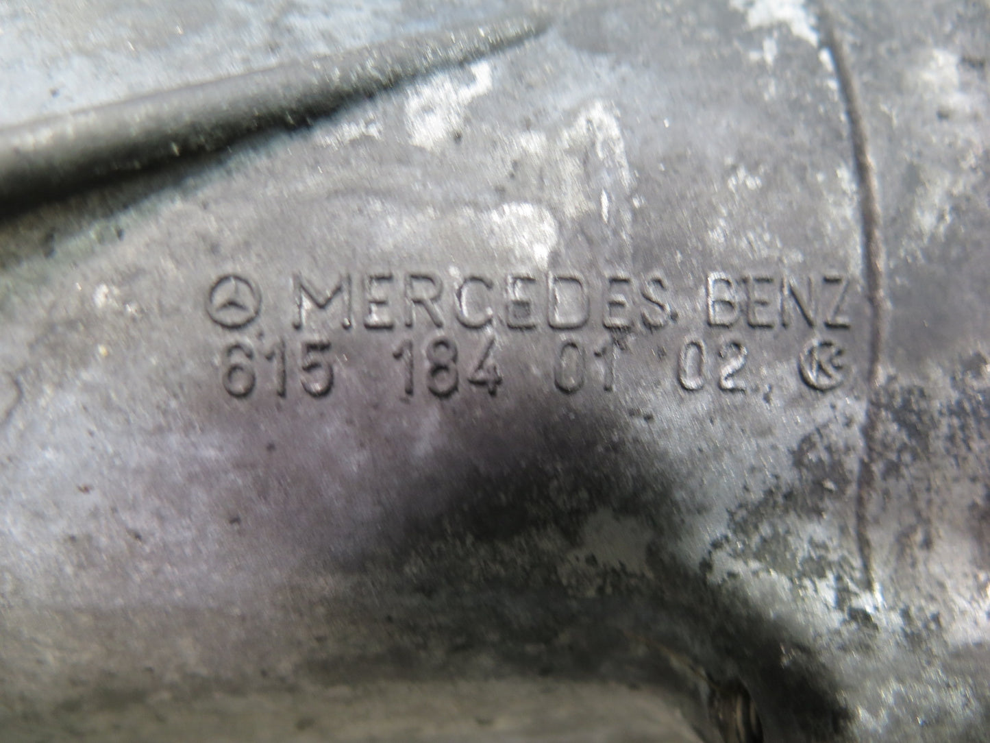 81-85 Mercedes W123 300D OM617 Turbo Diesel Engine Oil Filter Housing OEM