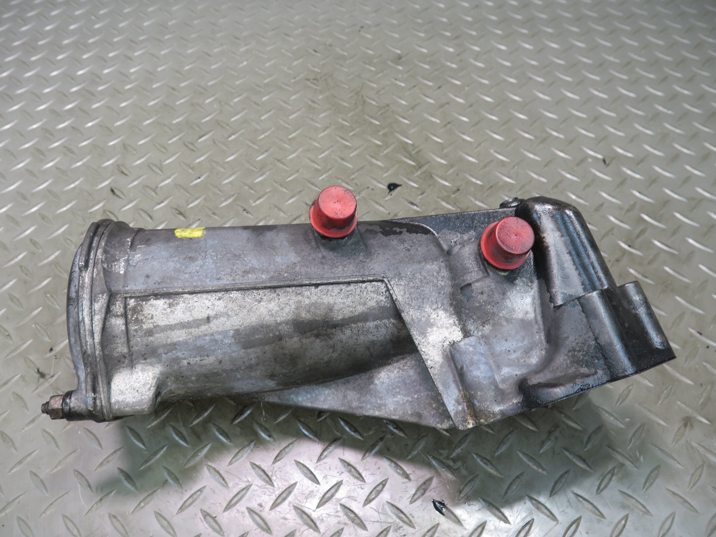 81-85 Mercedes W123 300D OM617 Turbo Diesel Engine Oil Filter Housing OEM