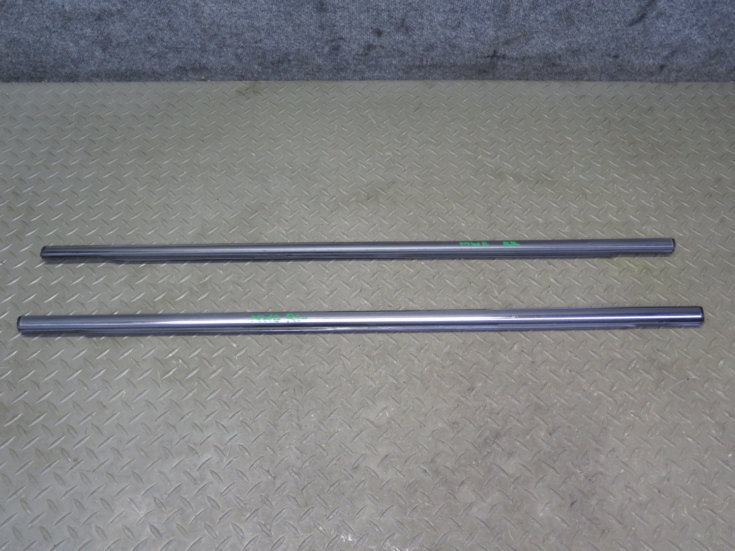 11-15 Mini Cooper S R60 Countryman Rear Left & Right Window Trim Molding Set OEM