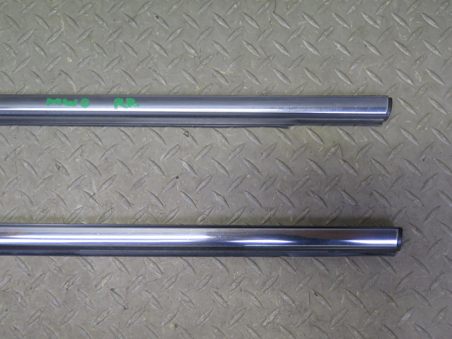 11-15 Mini Cooper S R60 Countryman Rear Left & Right Window Trim Molding Set OEM