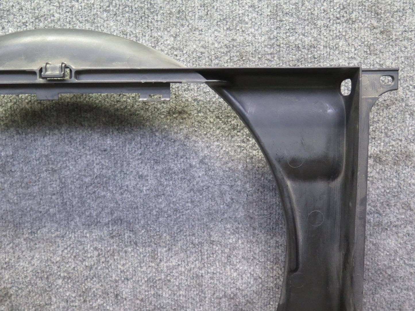 94-99 BMW E36 325iC 328iC Engine Radiator Cooling Fan Motor Shroud 1723031 OEM