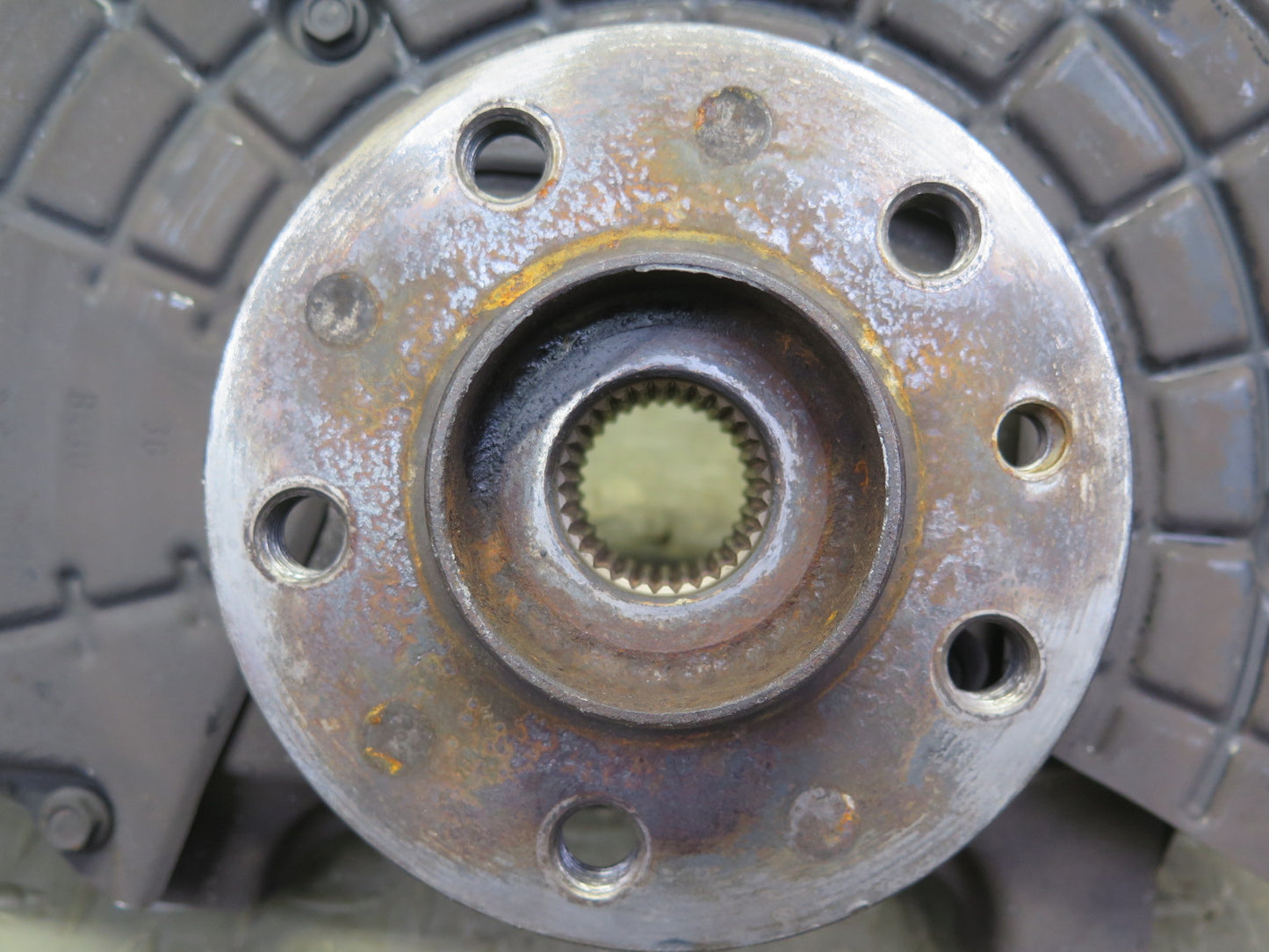 14-17 Maserati Ghibli M157 SQ4 AWD Front Right Side Spindle Knuckle Wheel Hub