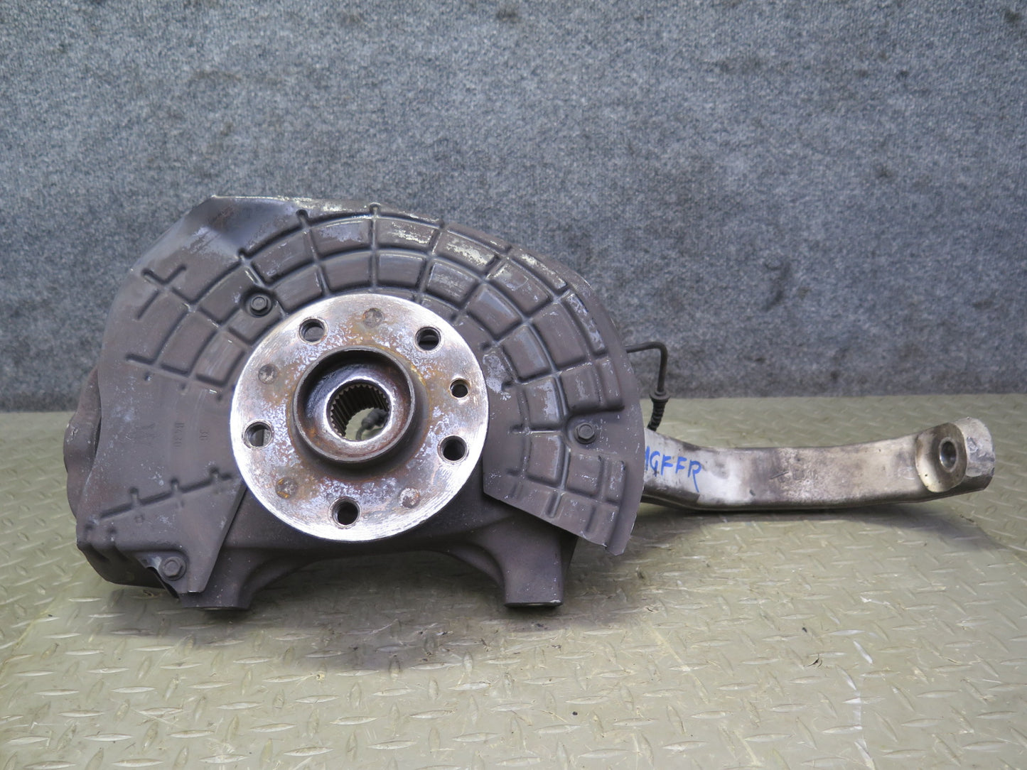14-17 Maserati Ghibli M157 SQ4 AWD Front Right Side Spindle Knuckle Wheel Hub