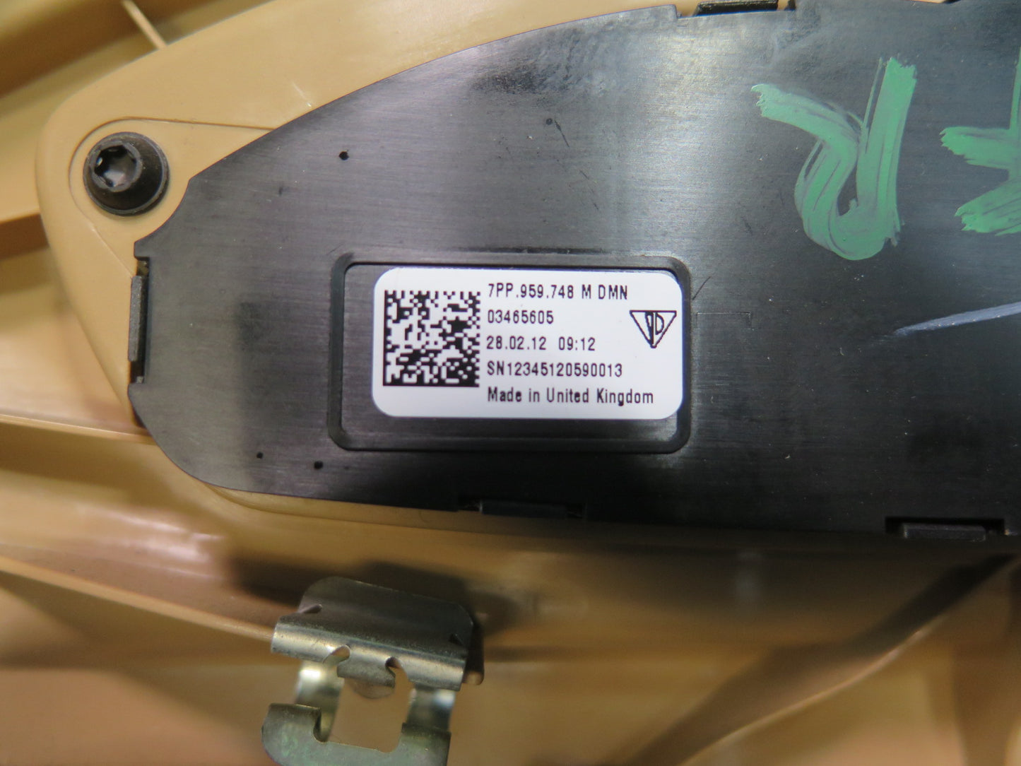 2010-2016 Porsche Panamera 970 Front Right Pass Side Power Seat Switch W/ Trim