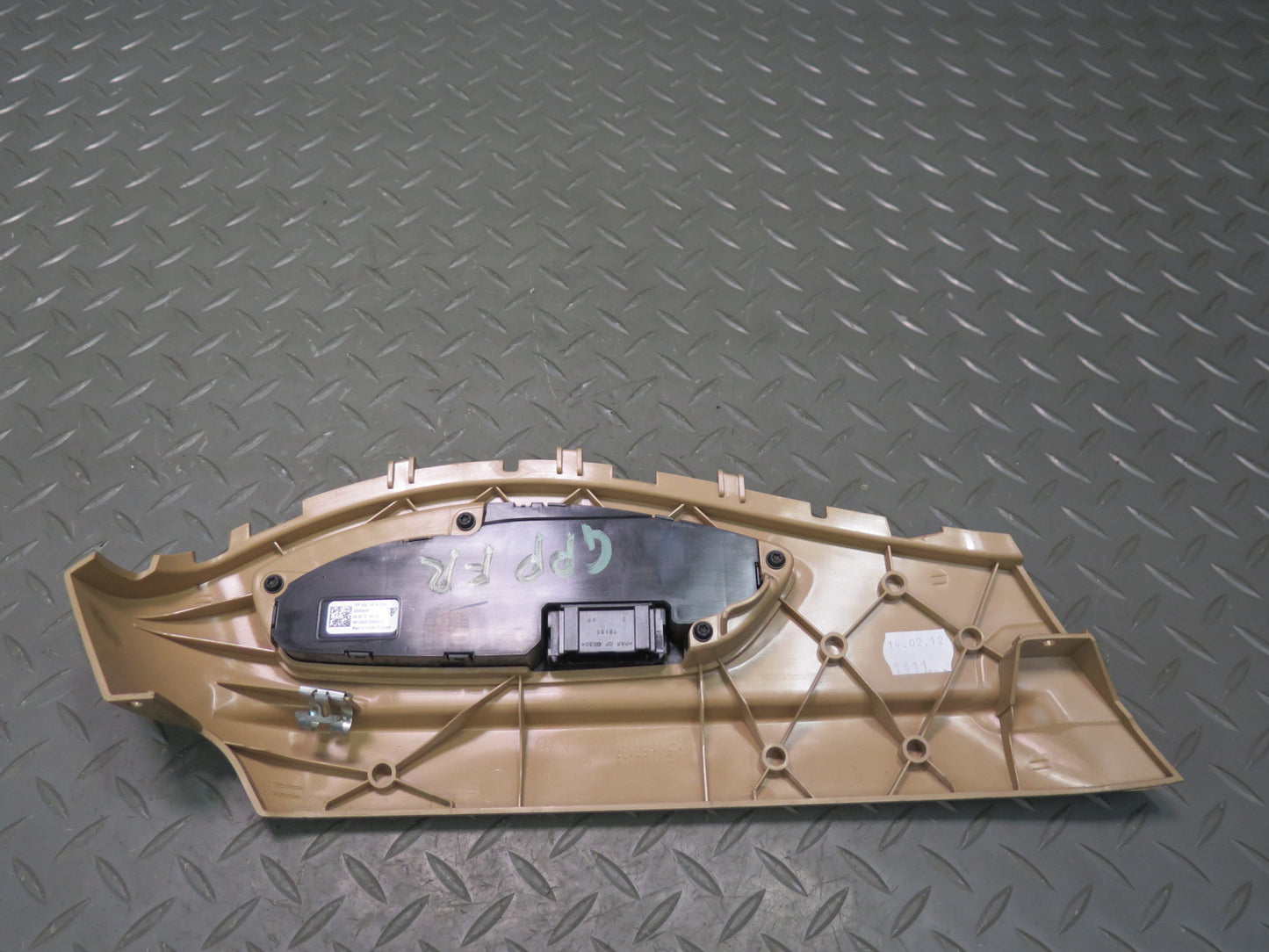 2010-2016 Porsche Panamera 970 Front Right Pass Side Power Seat Switch W/ Trim