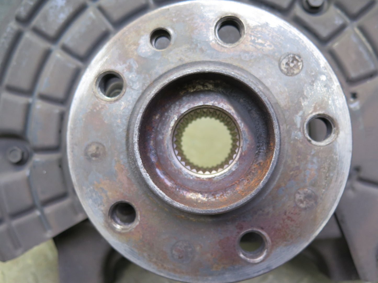 14-17 Maserati Ghibli M157 SQ4 AWD Front Left Side Spindle Knuckle Wheel Hub