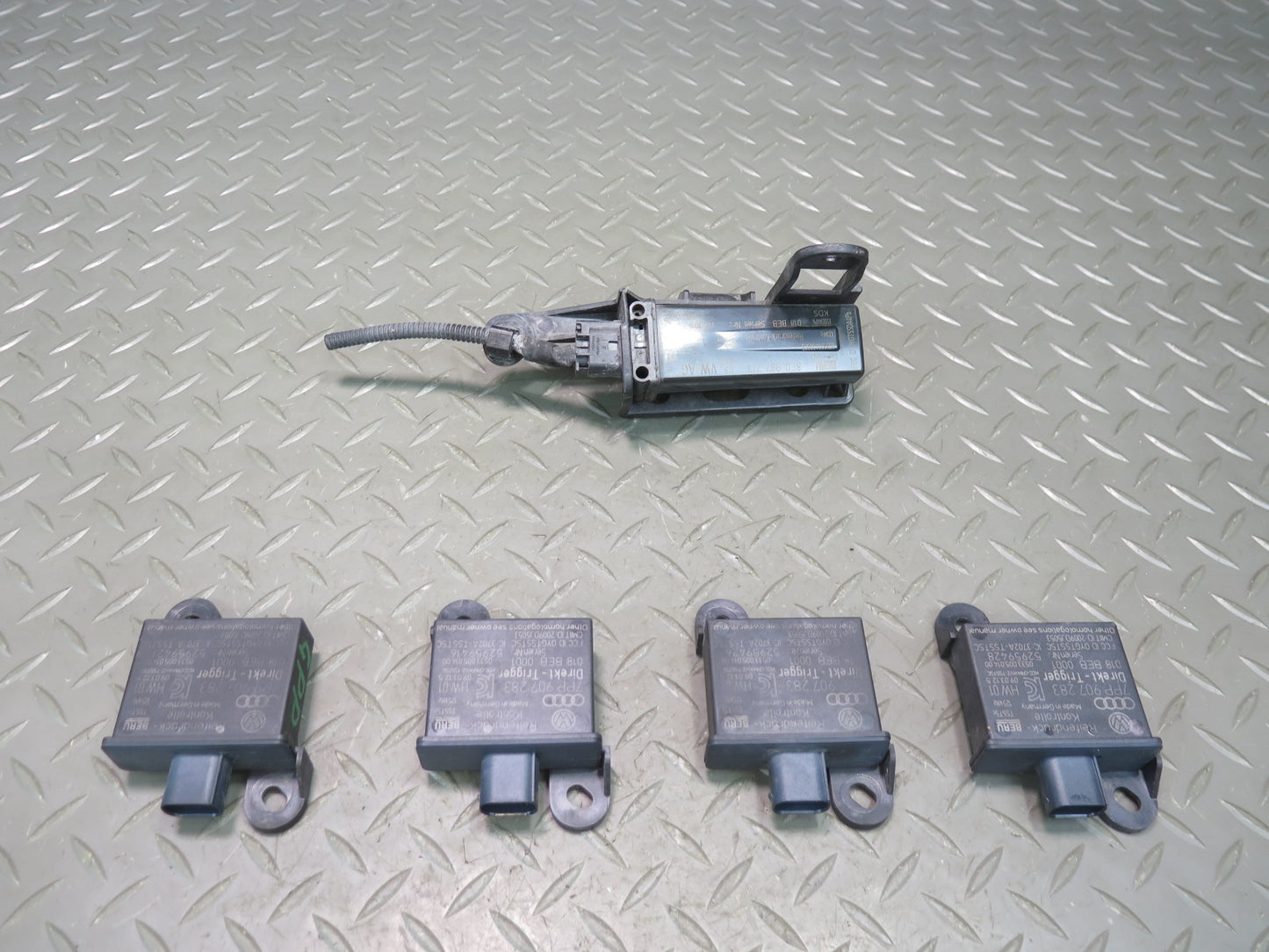 2010-2013 Porsche Panamera 970 TPMS Tire Pressure Monitor Control Module Set