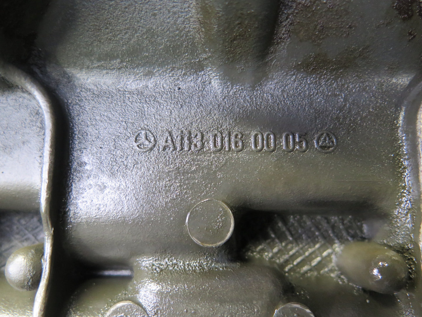 99-02 Mercedes R129 SL500 5.0L 113.961 Engine Left Cylinder Head Valve Cover OEM