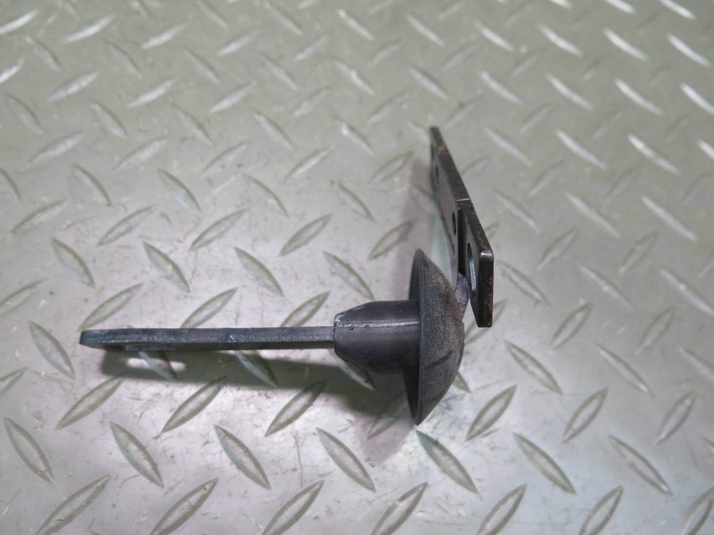 94-02 Mercedes R129 SL Convertible Set of 2 Soft TOP Roof Locking PIN Guide OEM