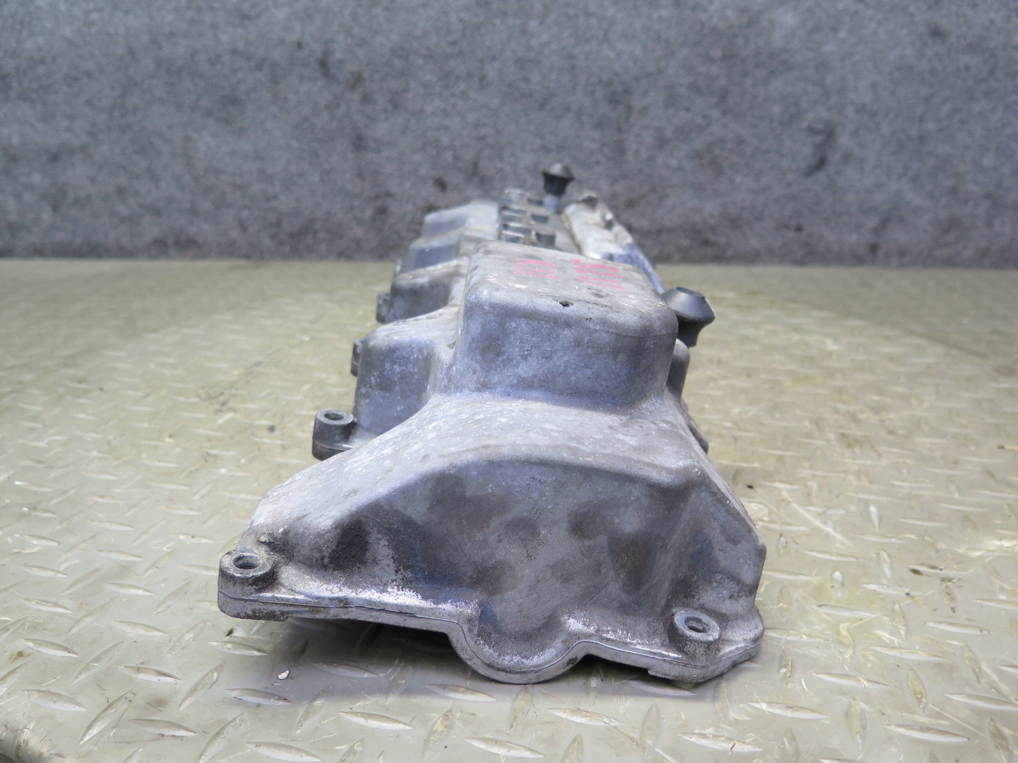 99-02 Mercedes R129 SL500 5.0 113.961 Engine Right Cylinder Head Valve Cover OEM