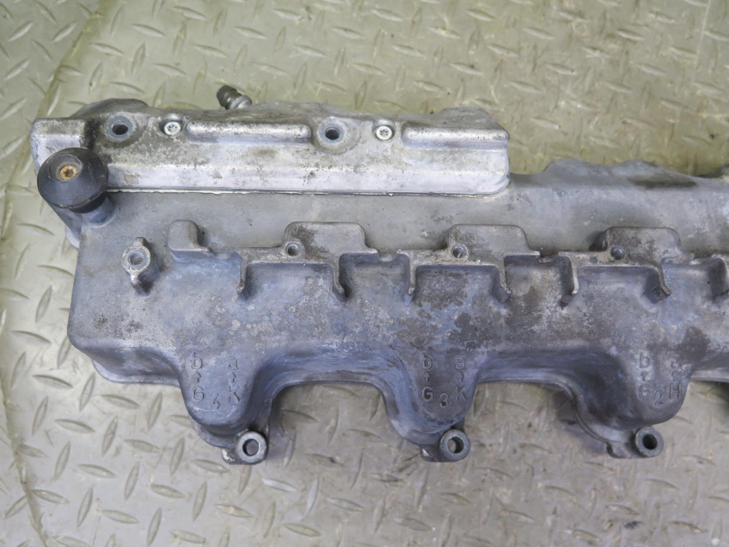 99-02 Mercedes R129 SL500 5.0 113.961 Engine Right Cylinder Head Valve Cover OEM