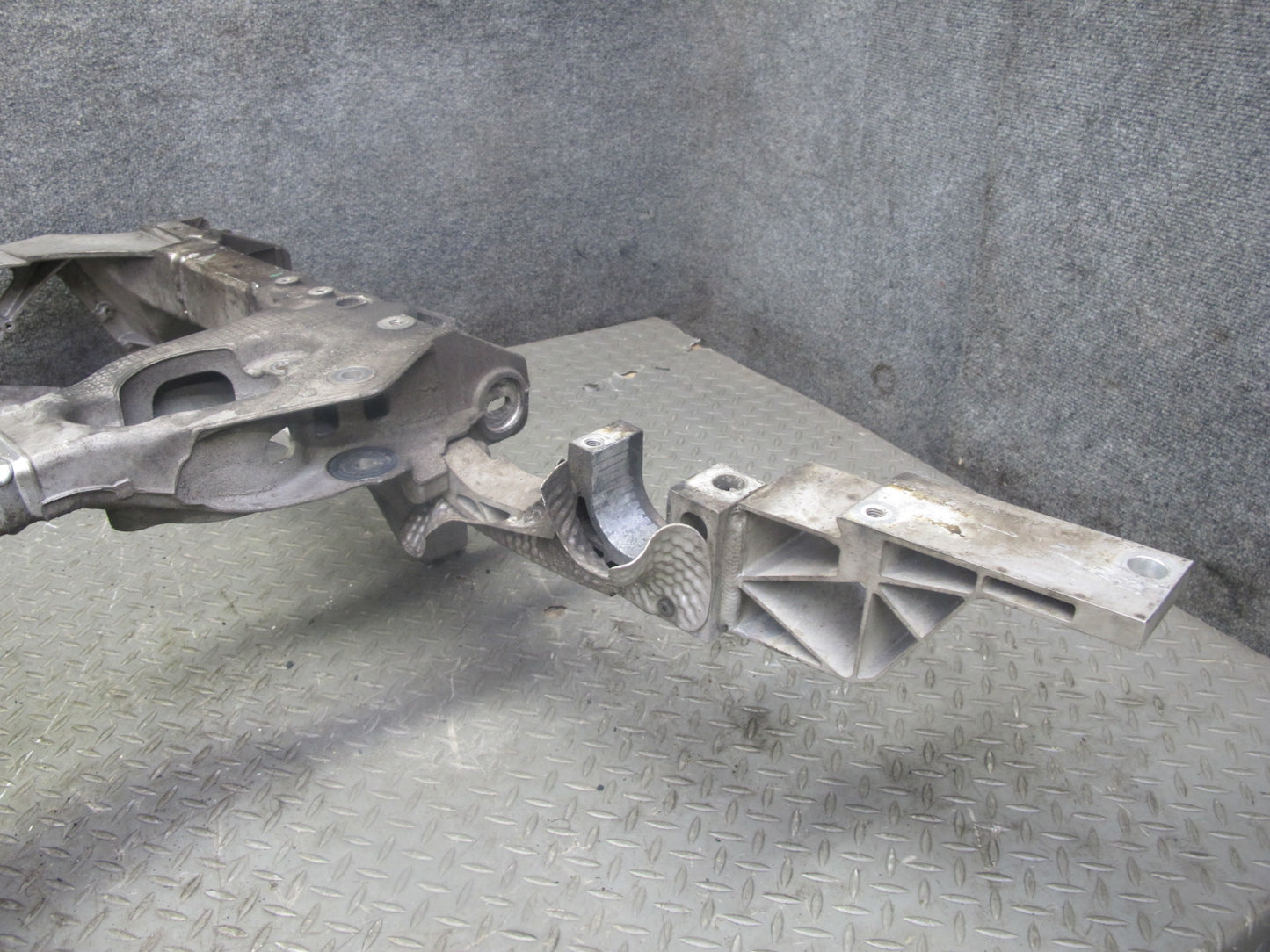 11-13 Porsche Panamera 970 3.6L RWD Front Suspension Crossmember Subframe Cradle