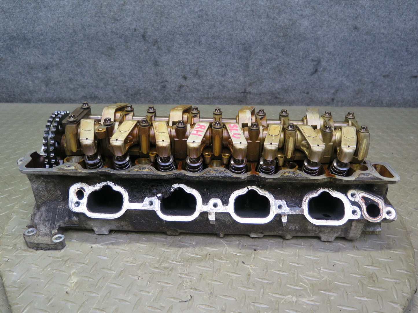 99-02 Mercedes R129 SL500 5.0L 113.961 Engine Right Cylinder Head w Camshaft OEM