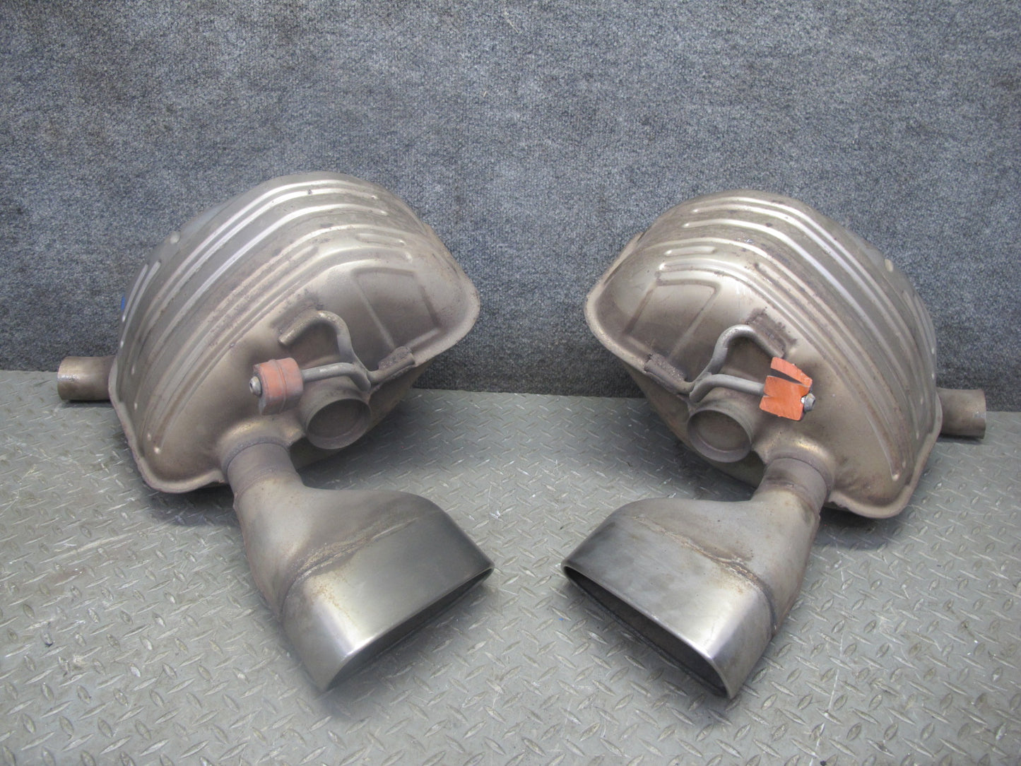 11-16 Porsche Panamera 970 3.6L Rear Right Left Side Exhaust Muffler W/ Tips Set