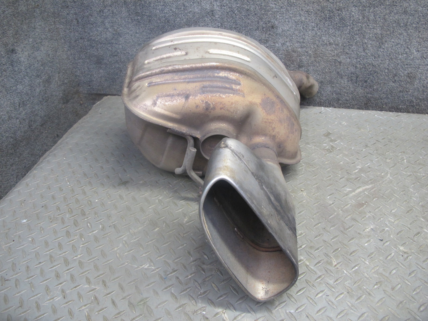 11-16 Porsche Panamera 970 3.6L Rear Right Left Side Exhaust Muffler W/ Tips Set