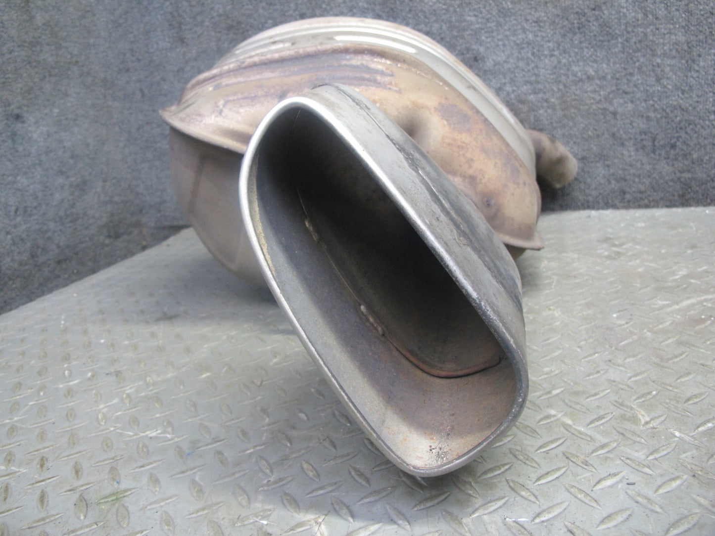 11-16 Porsche Panamera 970 3.6L Rear Right Left Side Exhaust Muffler W/ Tips Set