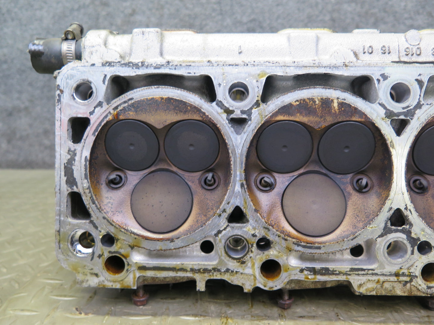 99-02 Mercedes R129 SL500 5.0L 113.961 Engine Left Cylinder Head w Camshaft OEM