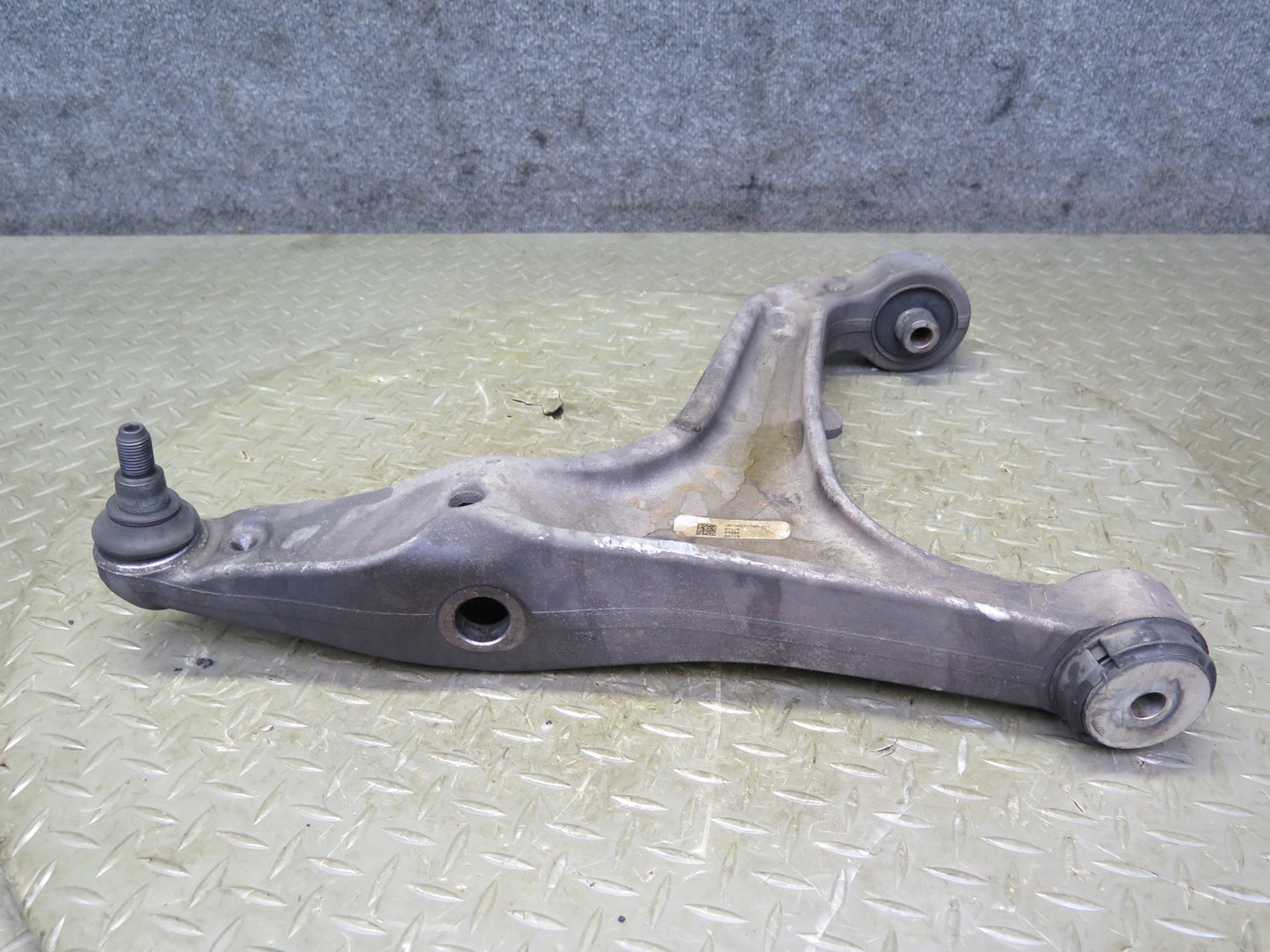 2014-2020 Maserati Ghibli M157 Front Right Side Lower & Upper Control Arm Set