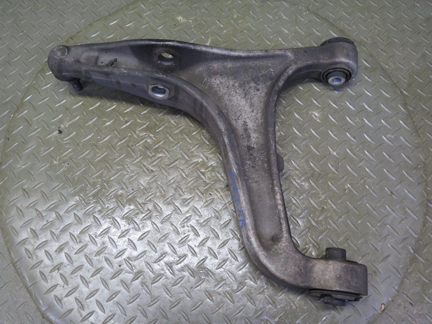 2014-2020 Maserati Ghibli M157 Front Right Side Lower & Upper Control Arm Set