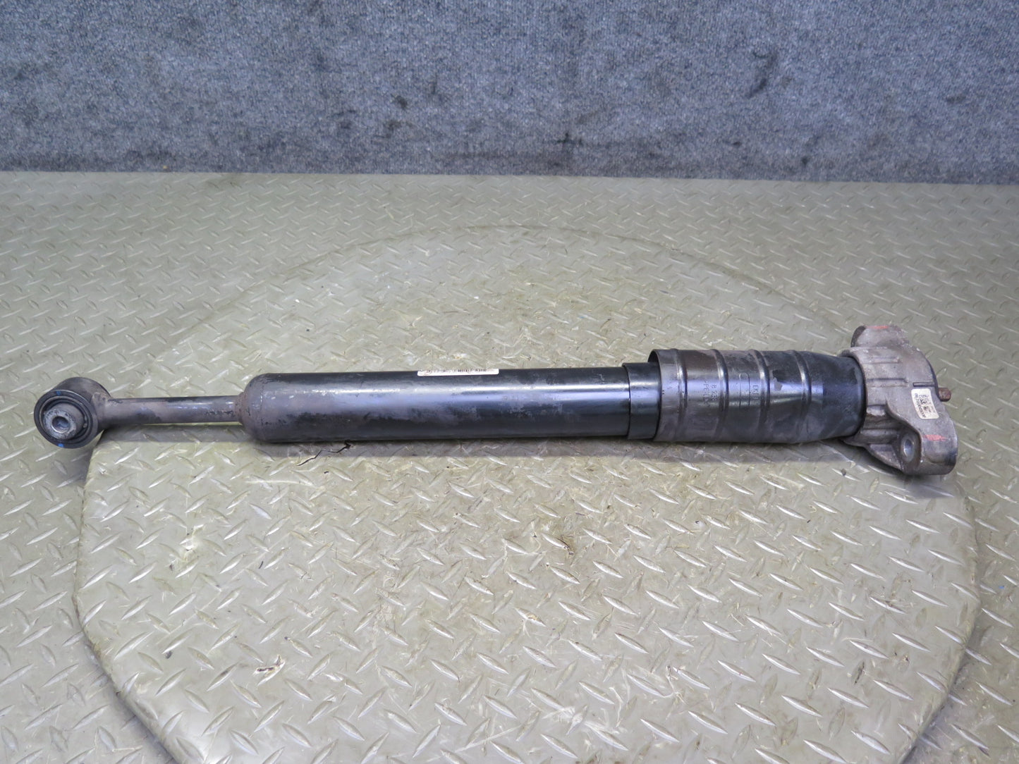 14-20 Maserati Ghibli M157 SQ4 Rear Left & Right Side Shock Strut Absorber Set