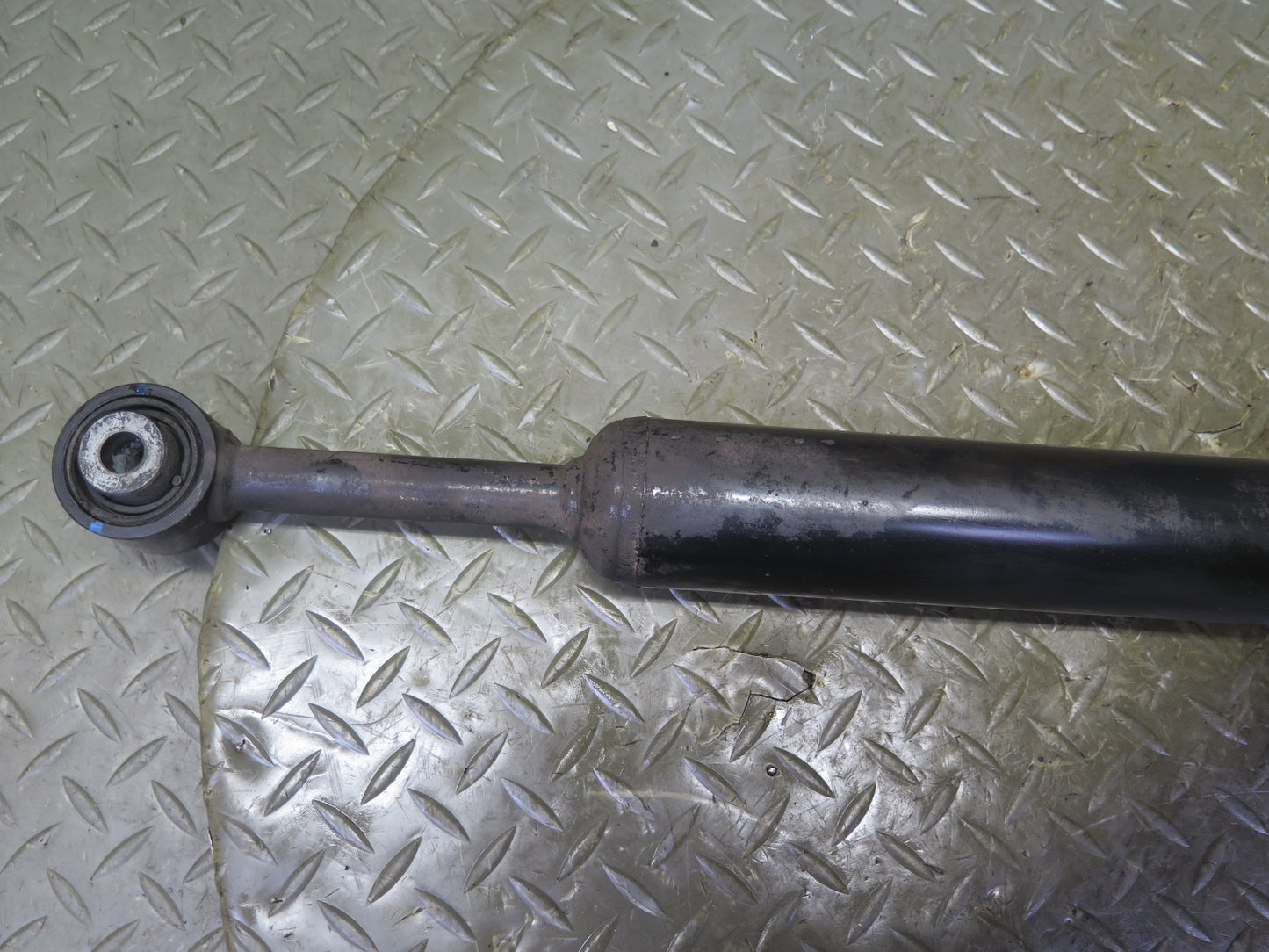 14-20 Maserati Ghibli M157 SQ4 Rear Left & Right Side Shock Strut Absorber Set