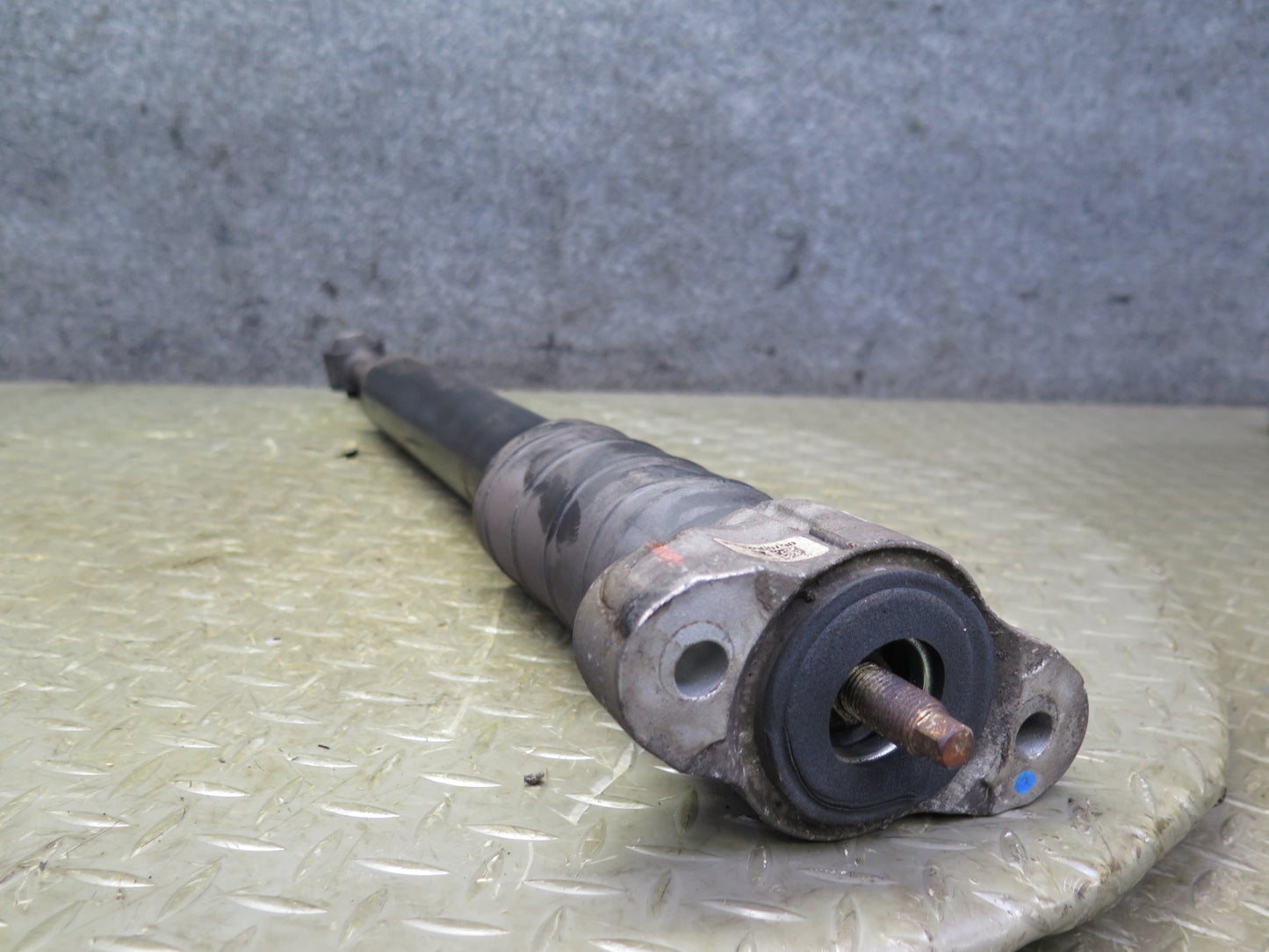 14-20 Maserati Ghibli M157 SQ4 Rear Left & Right Side Shock Strut Absorber Set