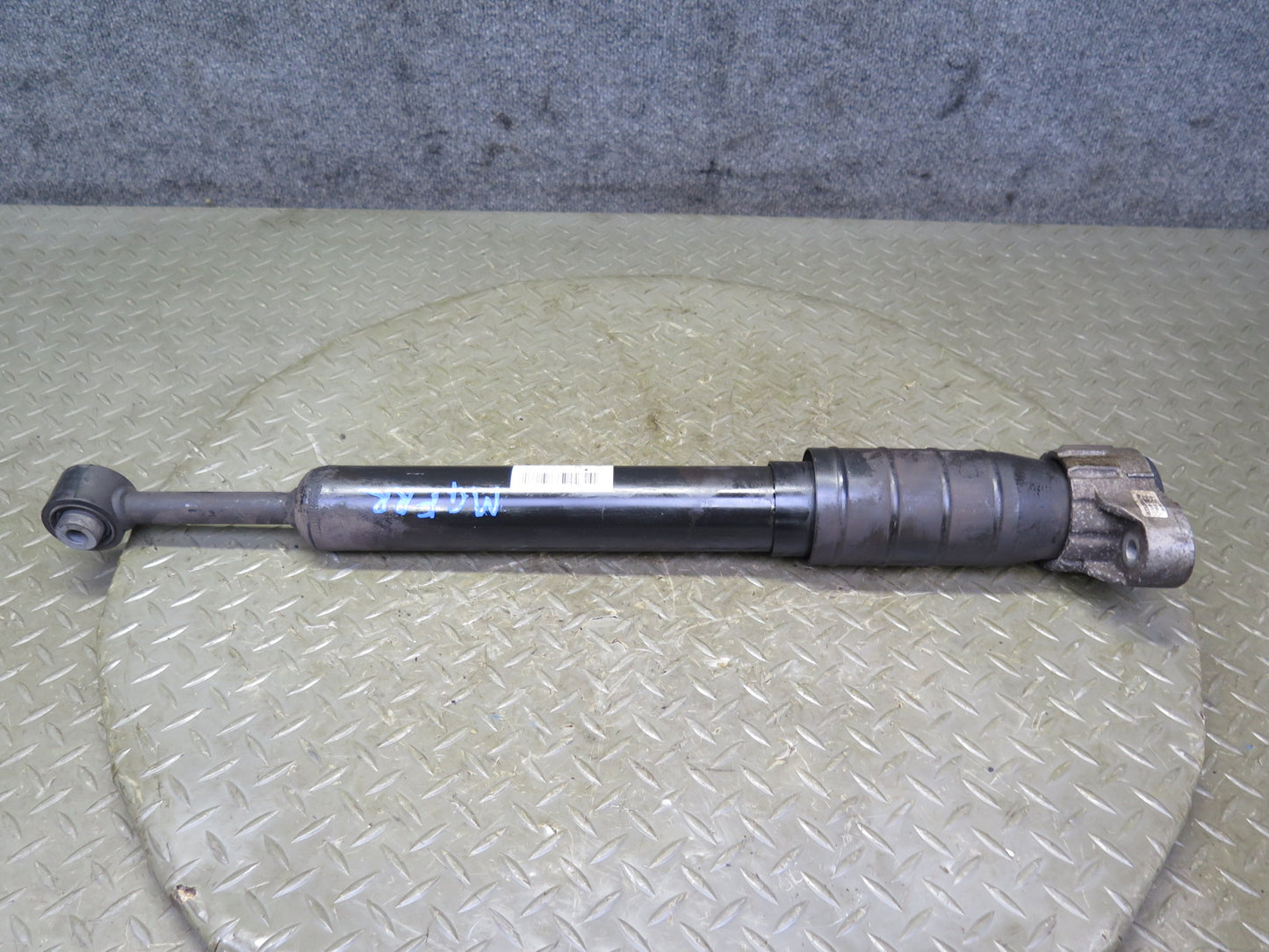 14-20 Maserati Ghibli M157 SQ4 Rear Left & Right Side Shock Strut Absorber Set