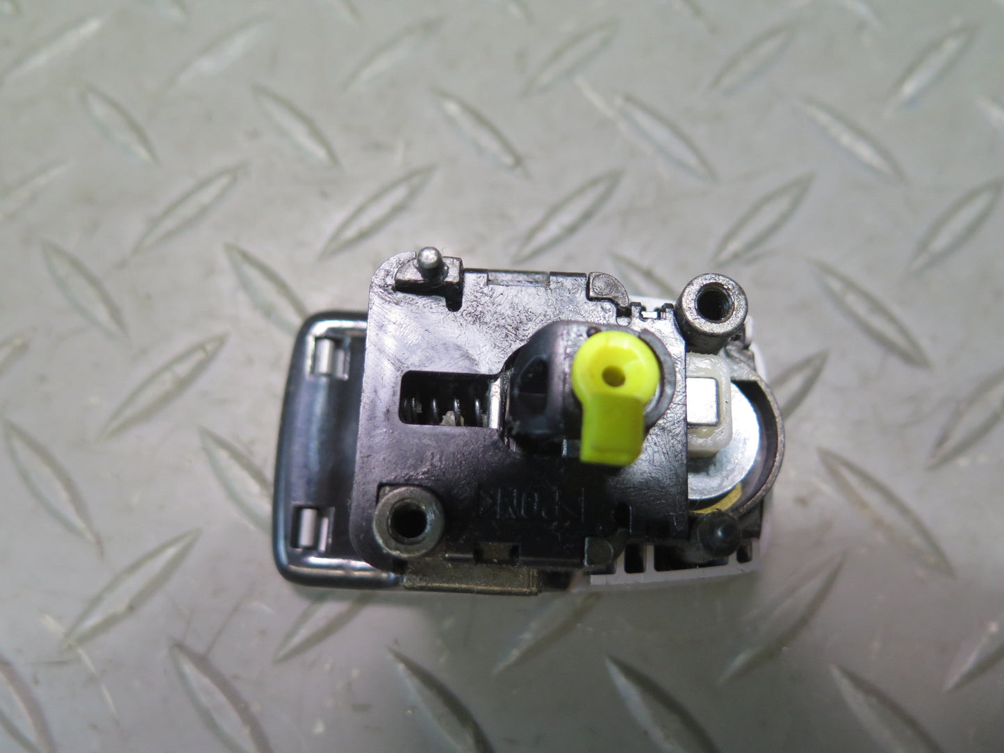 2005 Lexus UCF30L LS430 3UZFE Engine ECU ECM Ignition Trunk Door Lock KEY Set