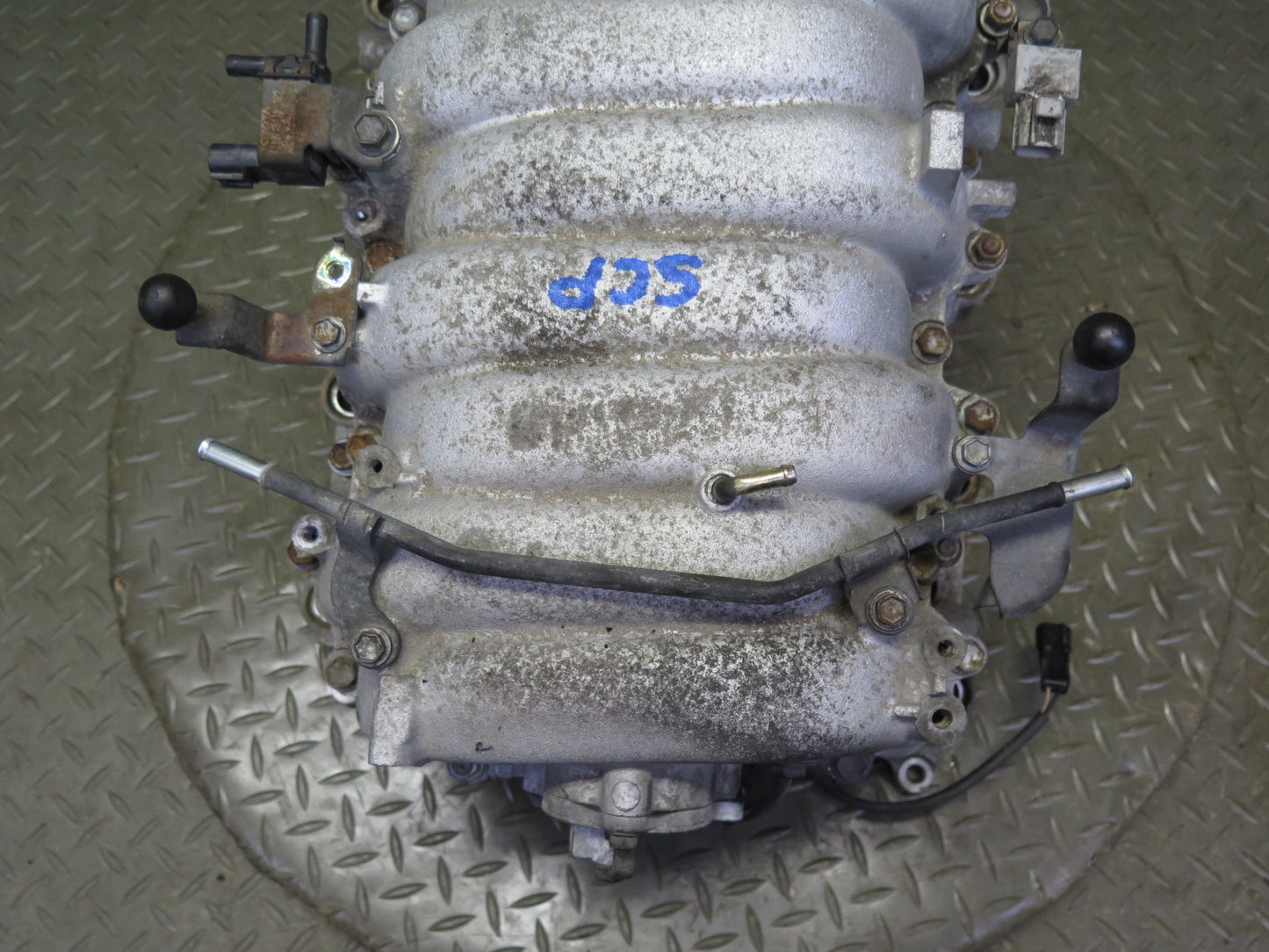 02-05 Lexus UZZ40L SC430 Upper & Lower Engine Air Intake Manifold 104K Miles OEM