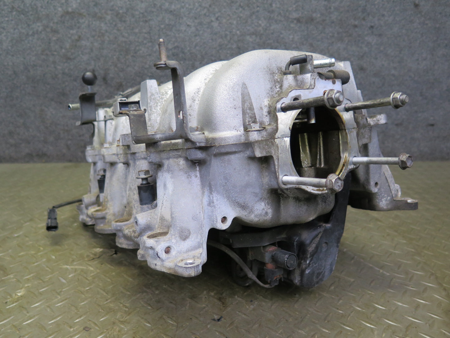 02-05 Lexus UZZ40L SC430 Upper & Lower Engine Air Intake Manifold 104K Miles OEM