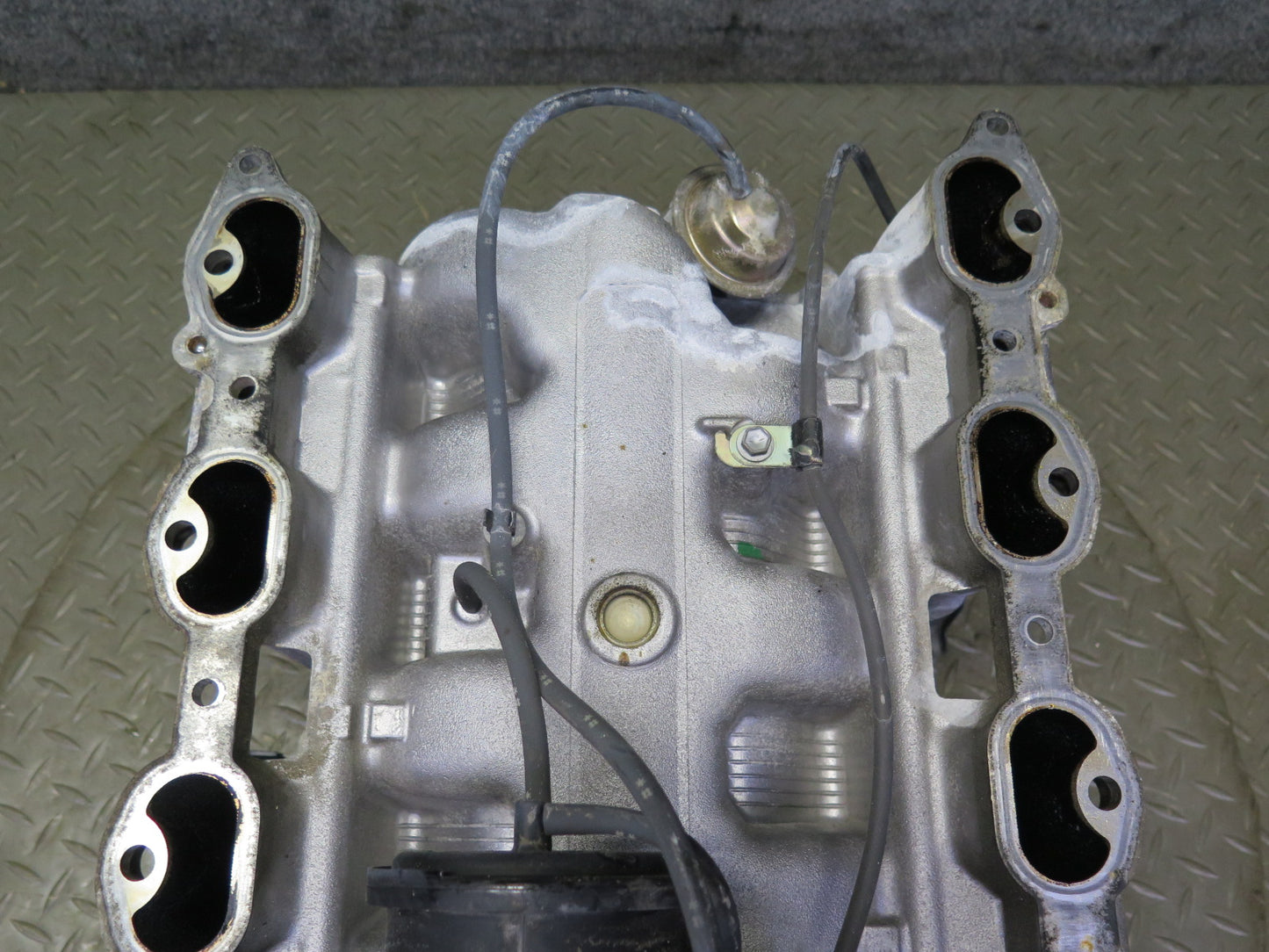 02-05 Lexus UZZ40L SC430 Upper & Lower Engine Air Intake Manifold 104K Miles OEM