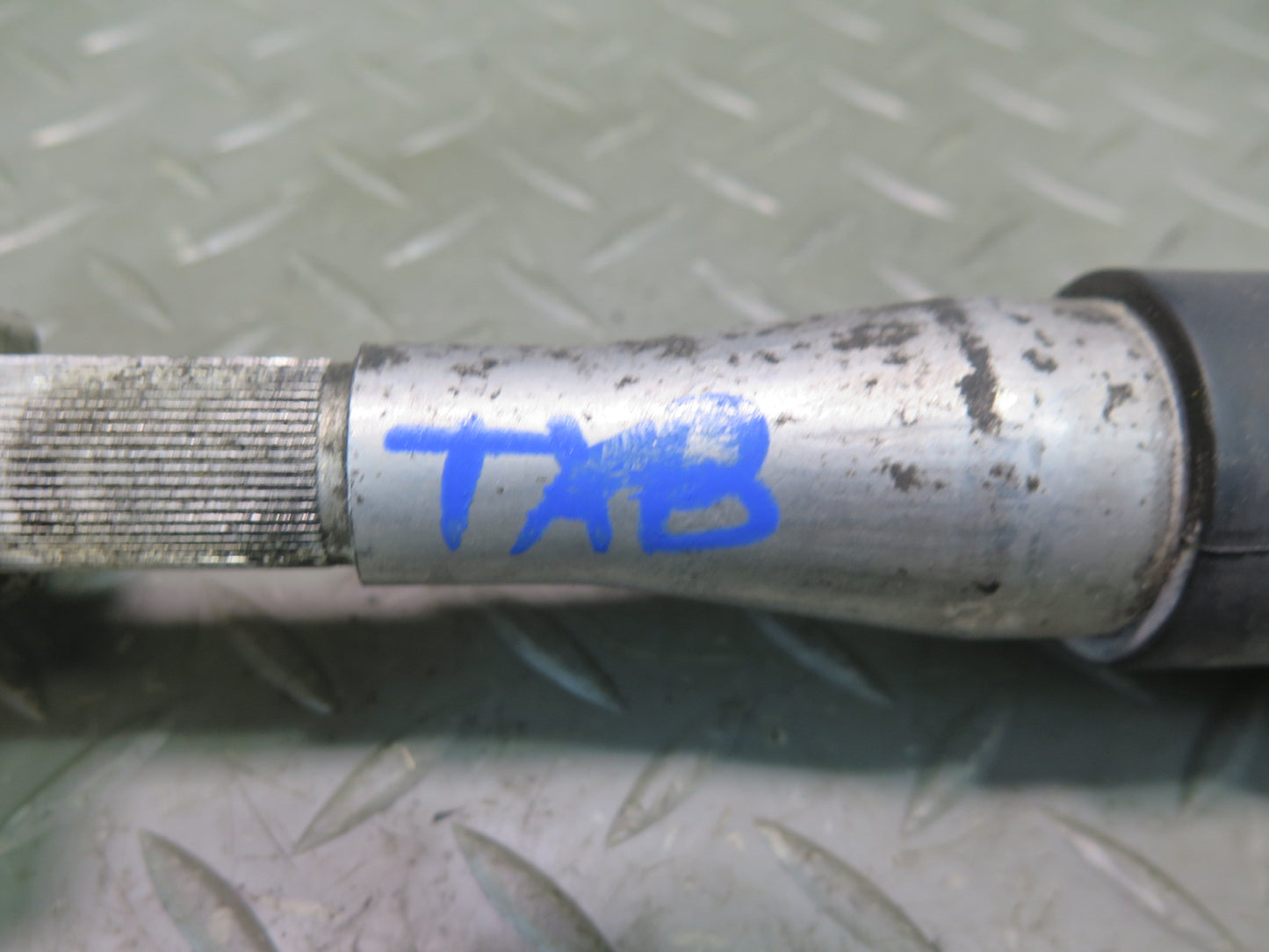 95-99 BMW E36 328ci 318ti Steering Column Lower U Joint Shaft OEM