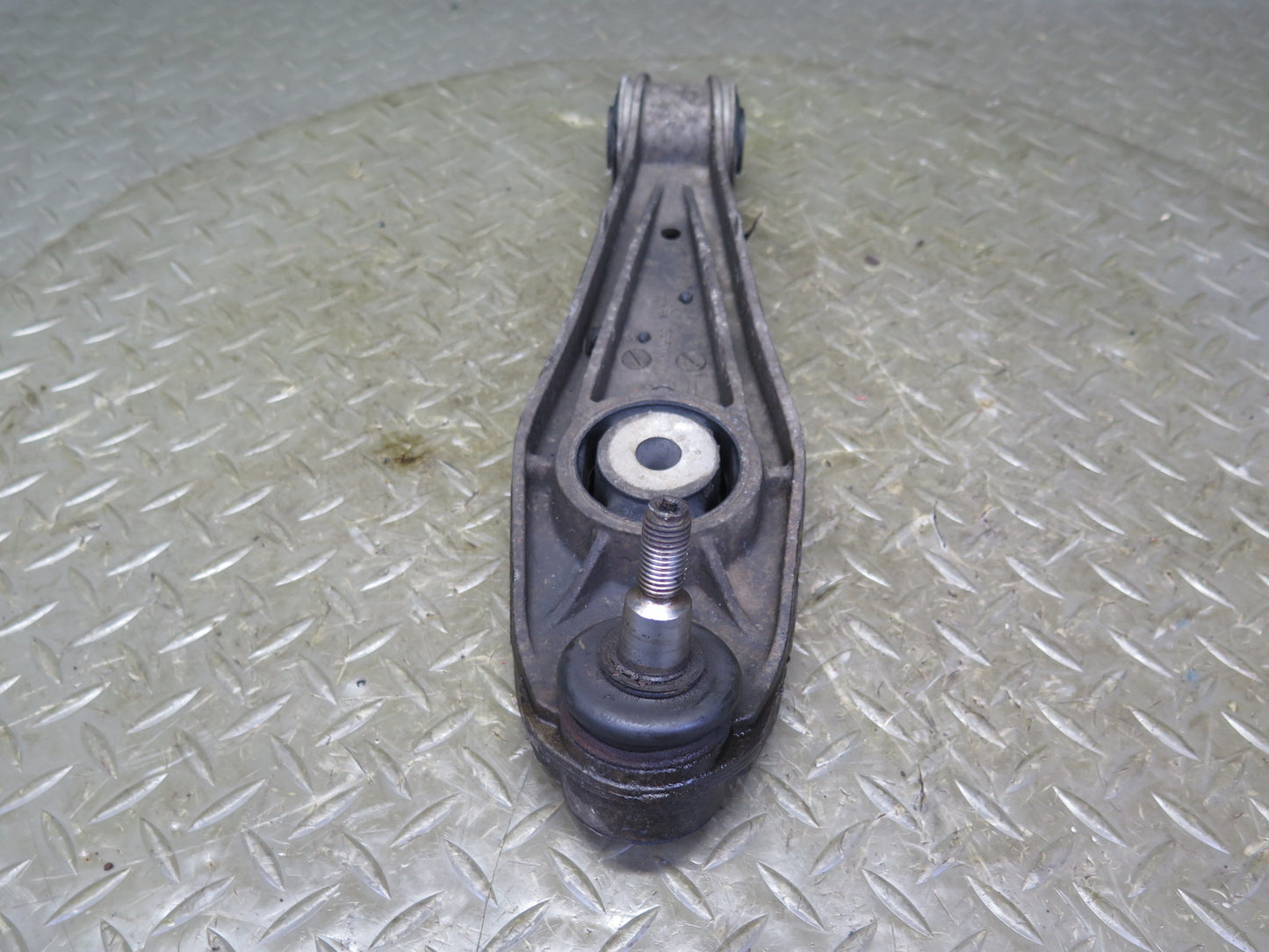 1997-2004 Porsche Boxster 986 Front Right Suspension Lower Control Arm Set