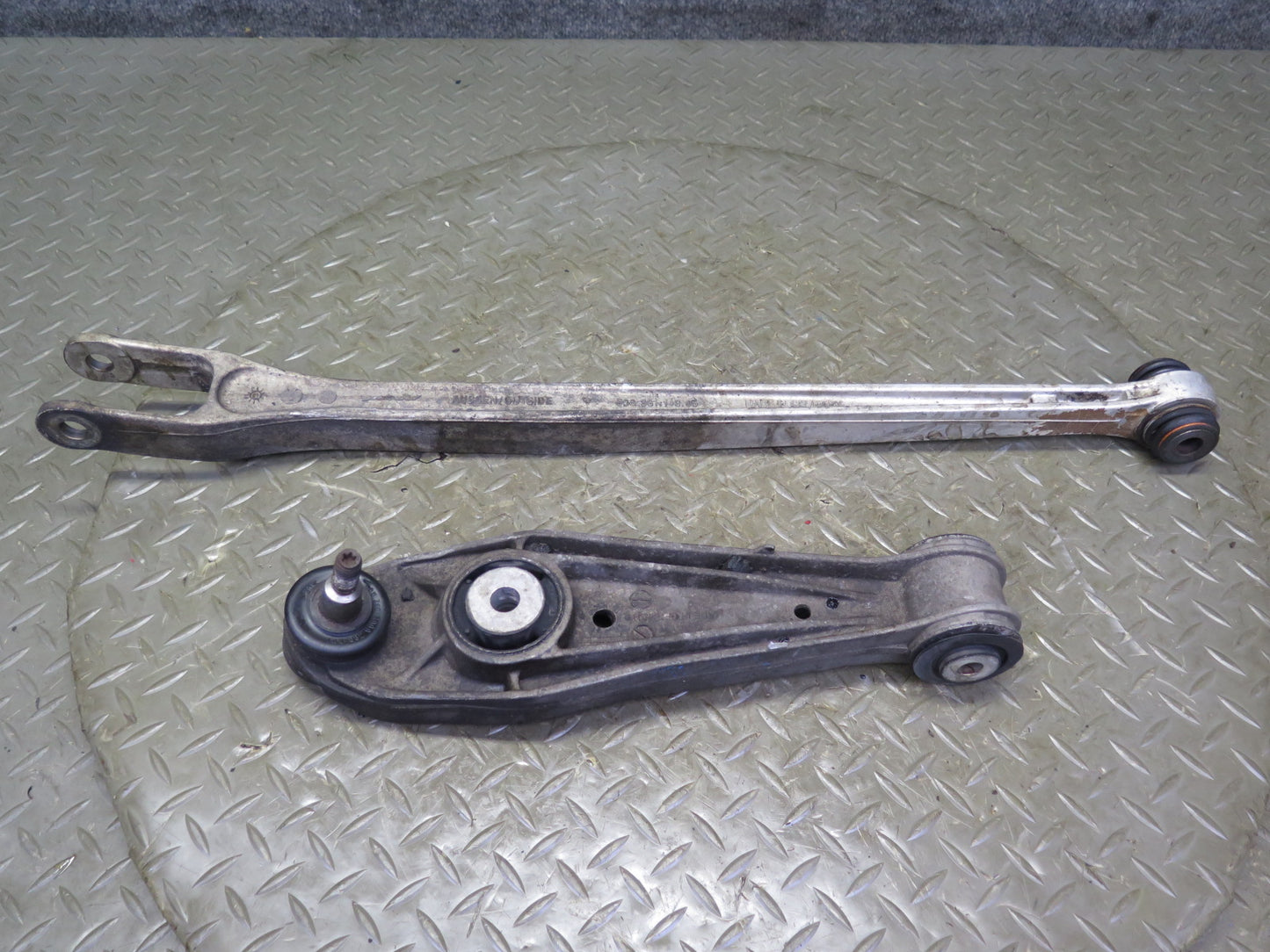 1997-2004 Porsche Boxster 986 Rear Right Suspension Lower Control Arm Set of 2