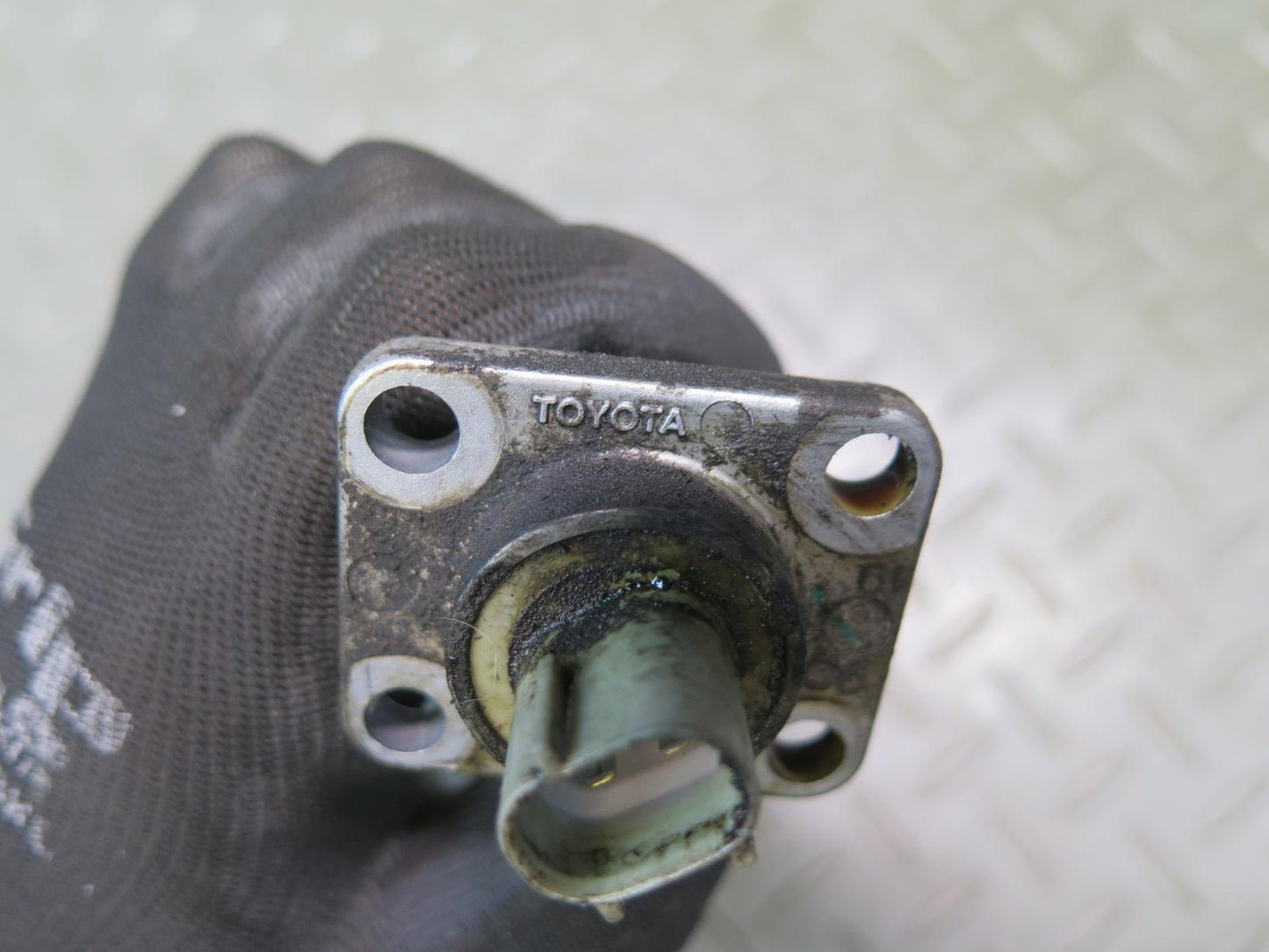 02-09 Lexus UZZ40L SC430 3UZFE Engine Oil Level Sensor OEM