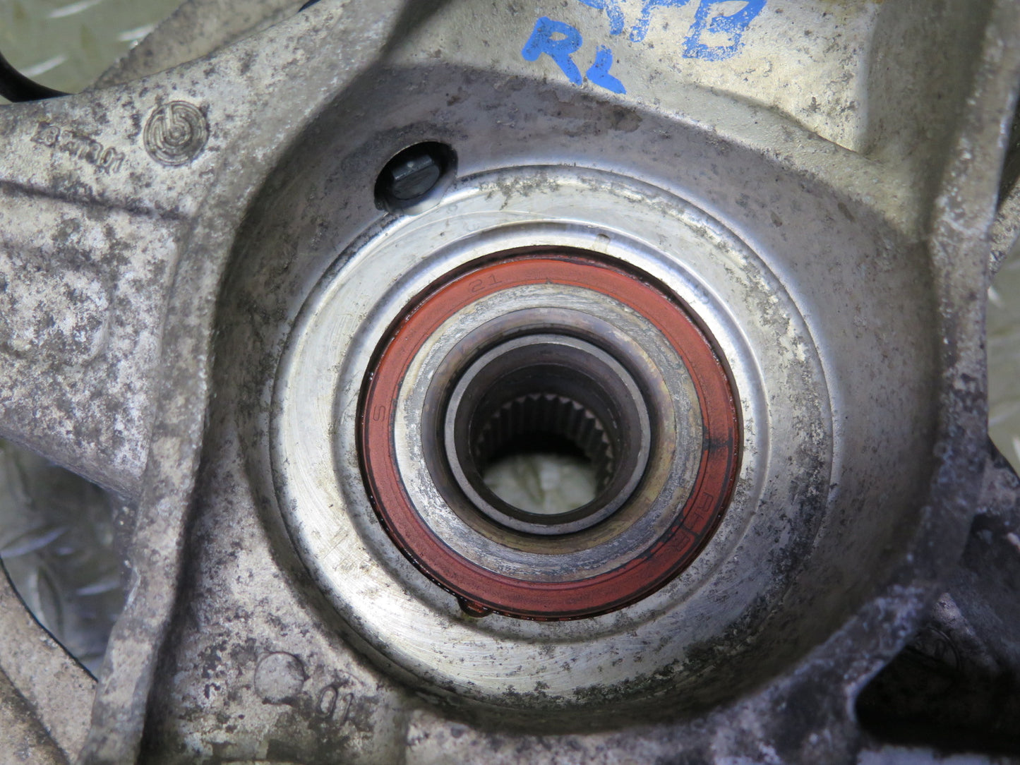 1997-2004 Porsche Boxster 986 Rear Left Spindle  Knuckle Wheel Hub Bearing