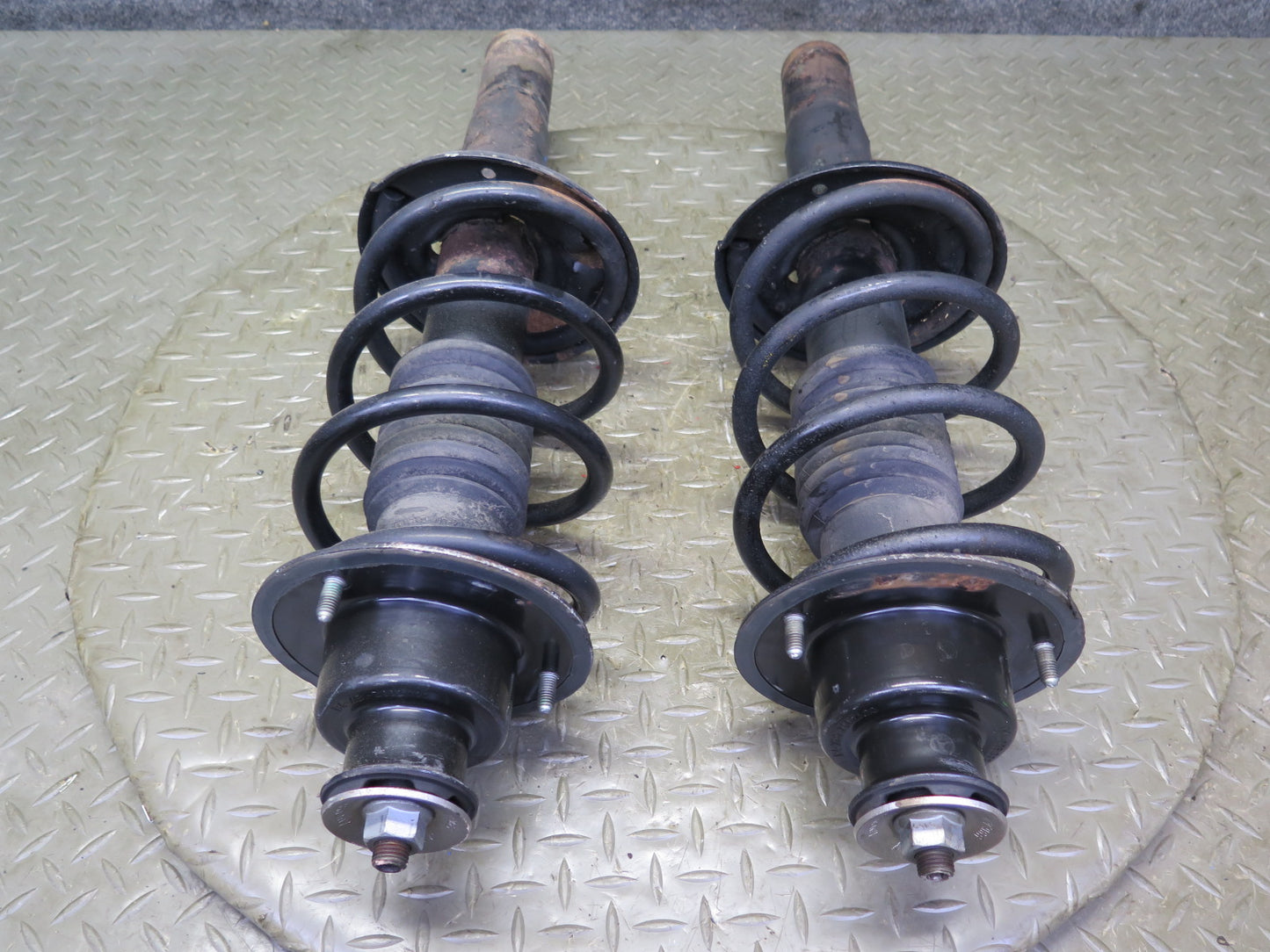 2000-2004 Porsche Boxster S 986 M/T Rear Left & Right Strut Shock Absorber Set