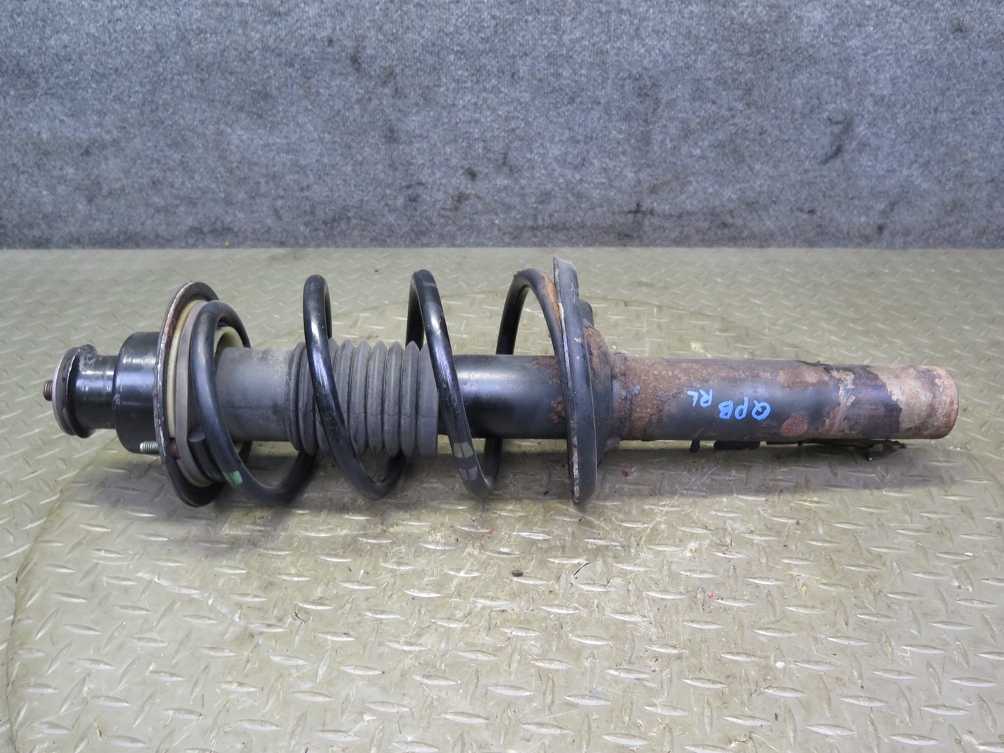2000-2004 Porsche Boxster S 986 M/T Rear Left & Right Strut Shock Absorber Set