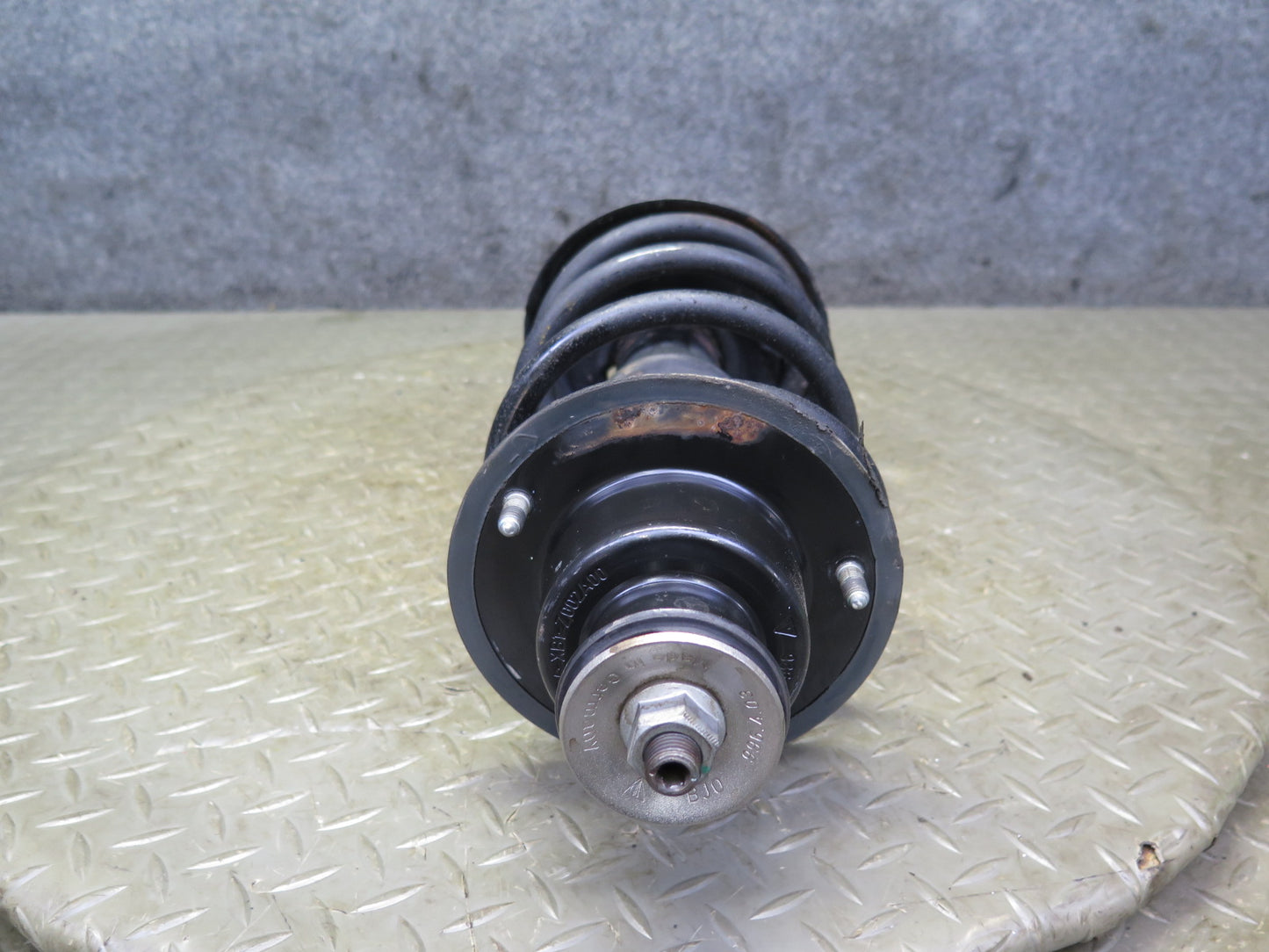 2000-2004 Porsche Boxster S 986 M/T Rear Left & Right Strut Shock Absorber Set