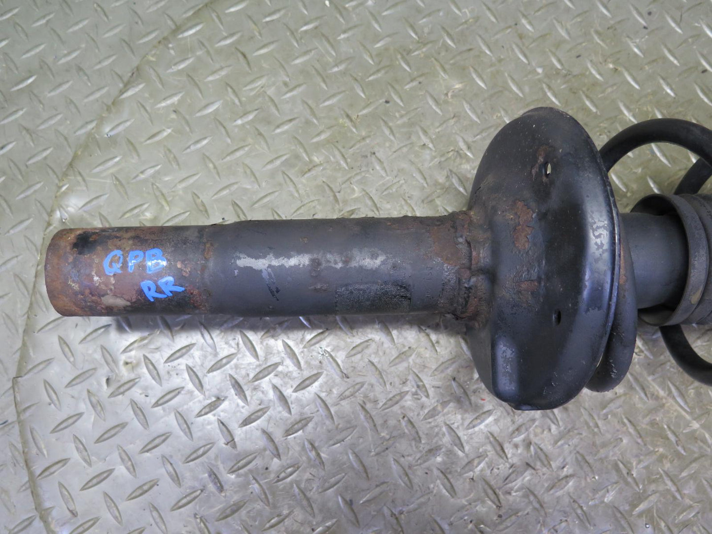 2000-2004 Porsche Boxster S 986 M/T Rear Left & Right Strut Shock Absorber Set
