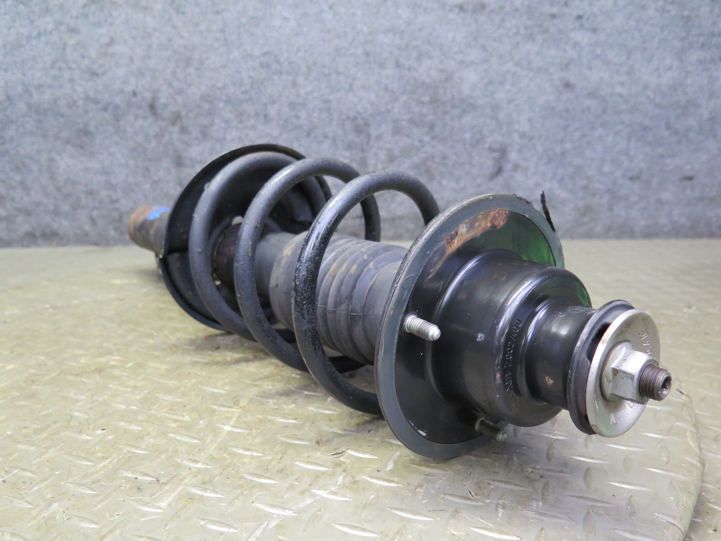 2000-2004 Porsche Boxster S 986 M/T Rear Left & Right Strut Shock Absorber Set