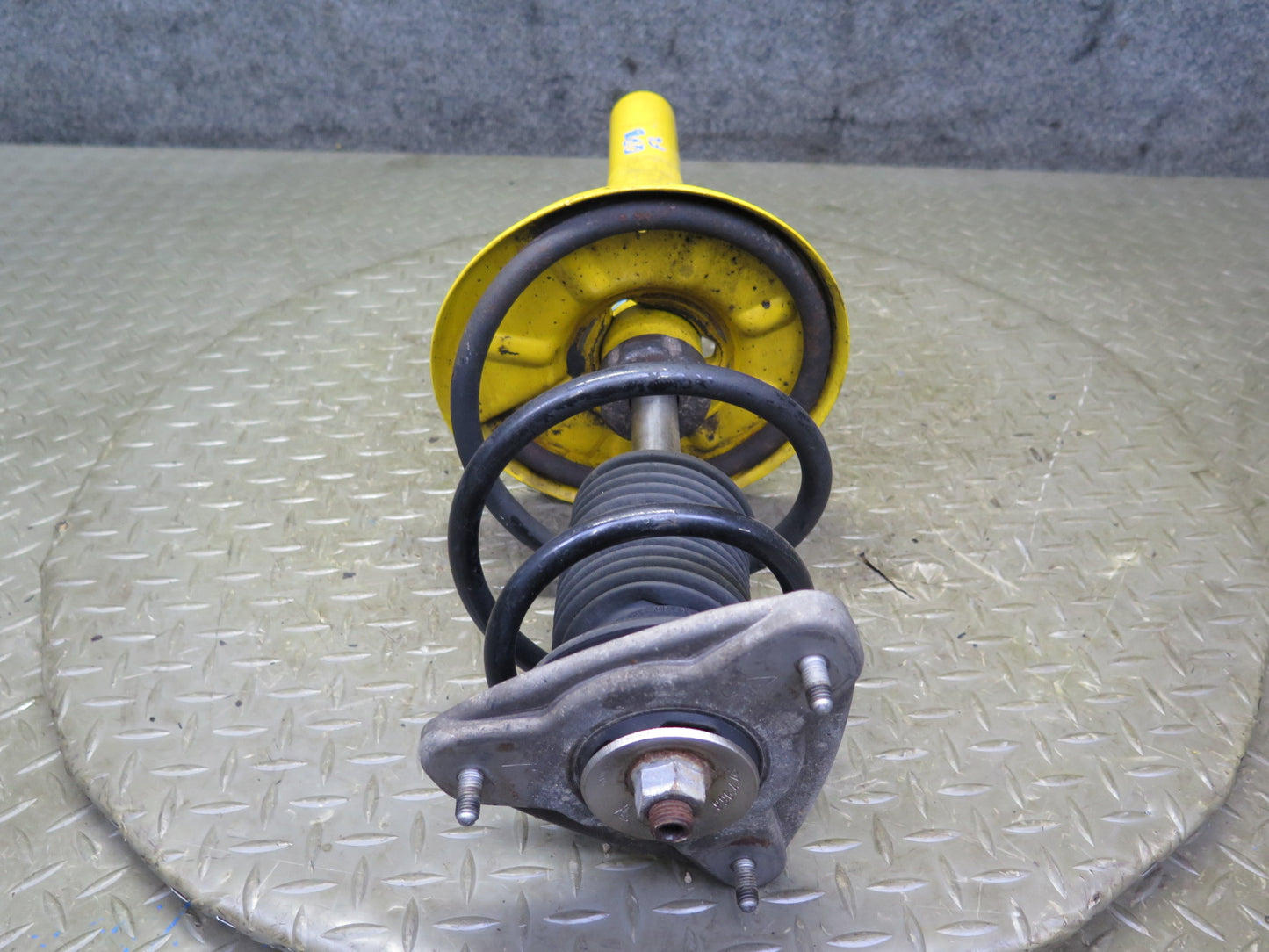 2000-2004 Porsche Boxster 986 Bilstein Front Strut Shock Absorber Set