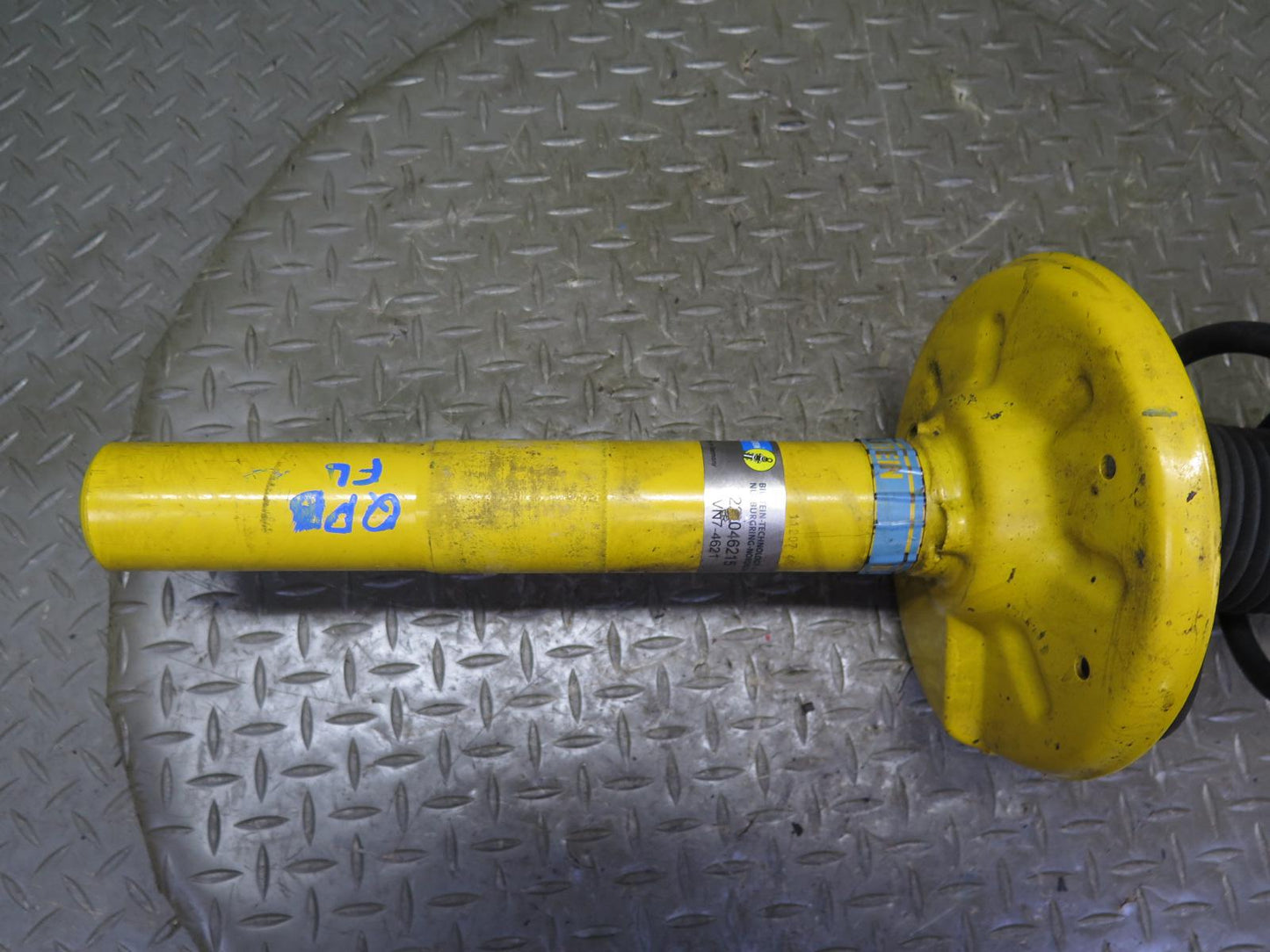 2000-2004 Porsche Boxster 986 Bilstein Front Strut Shock Absorber Set
