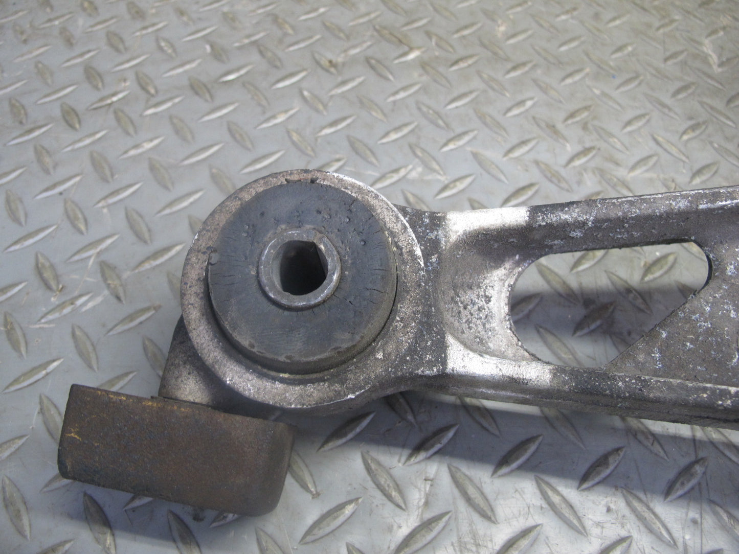 90-96 Chevrolet Corvette C4 A/T Rear Differential Carrier 2.59 Ratio OEM