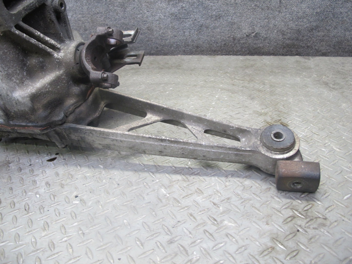 90-96 Chevrolet Corvette C4 A/T Rear Differential Carrier 2.59 Ratio OEM