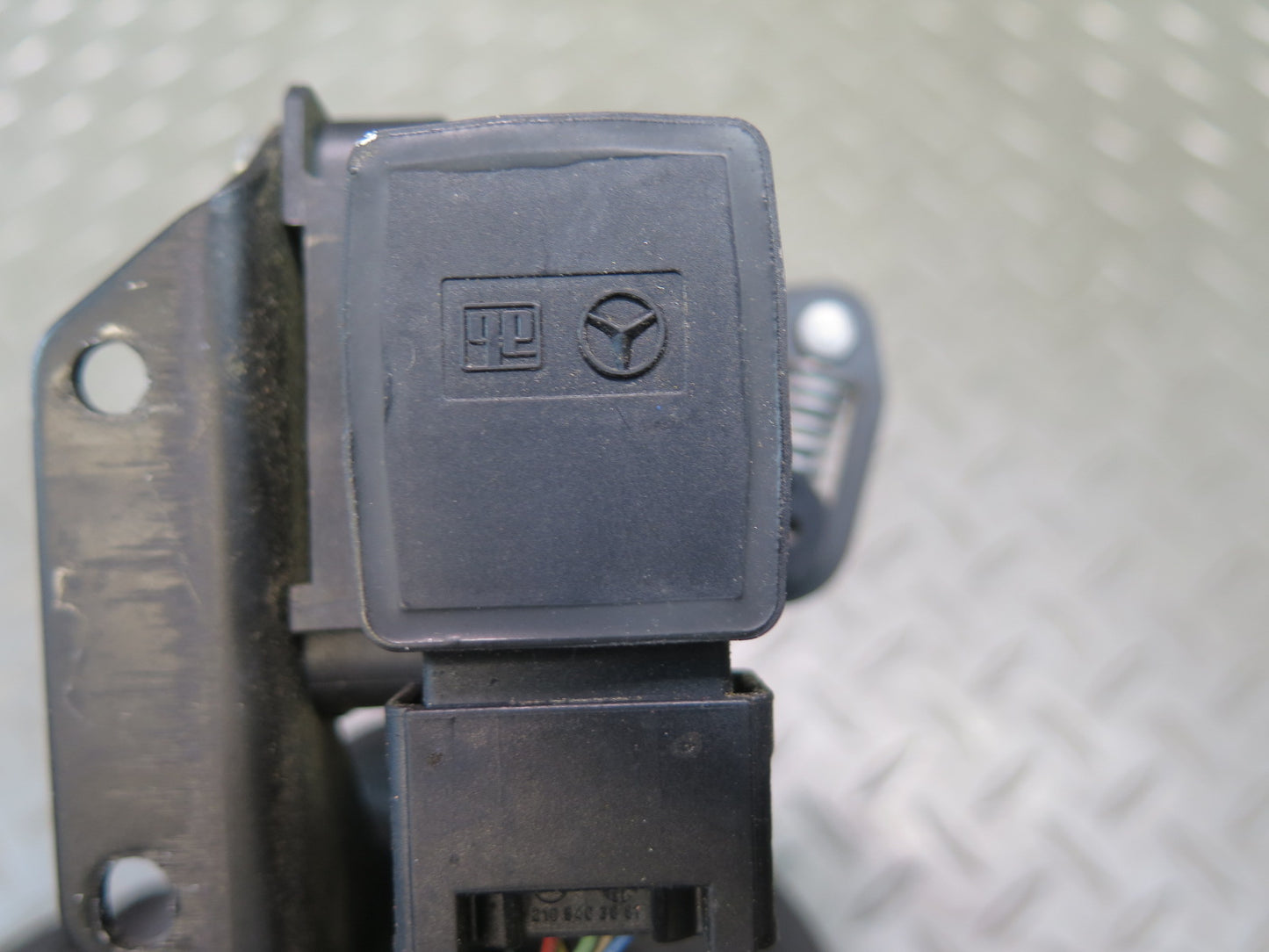 99-02 Mercedes R129 Sl-class Throttle Position Pedal Sensor 0125423317 OEM