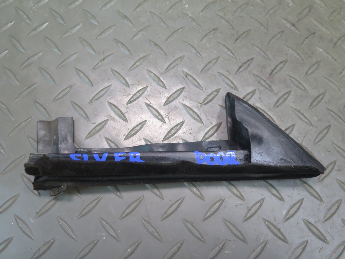 94-02 Mercedes R129 Sl-class Right Door Window Weatherstrip Rubber Seal Set